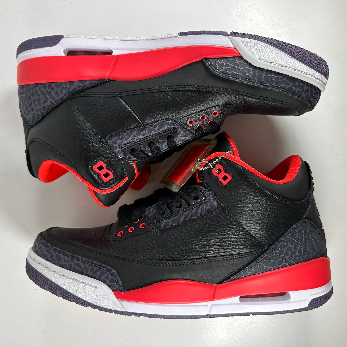136064 005 Jordan 3 Retro Crimson [USED] - 10.5 M (Used)