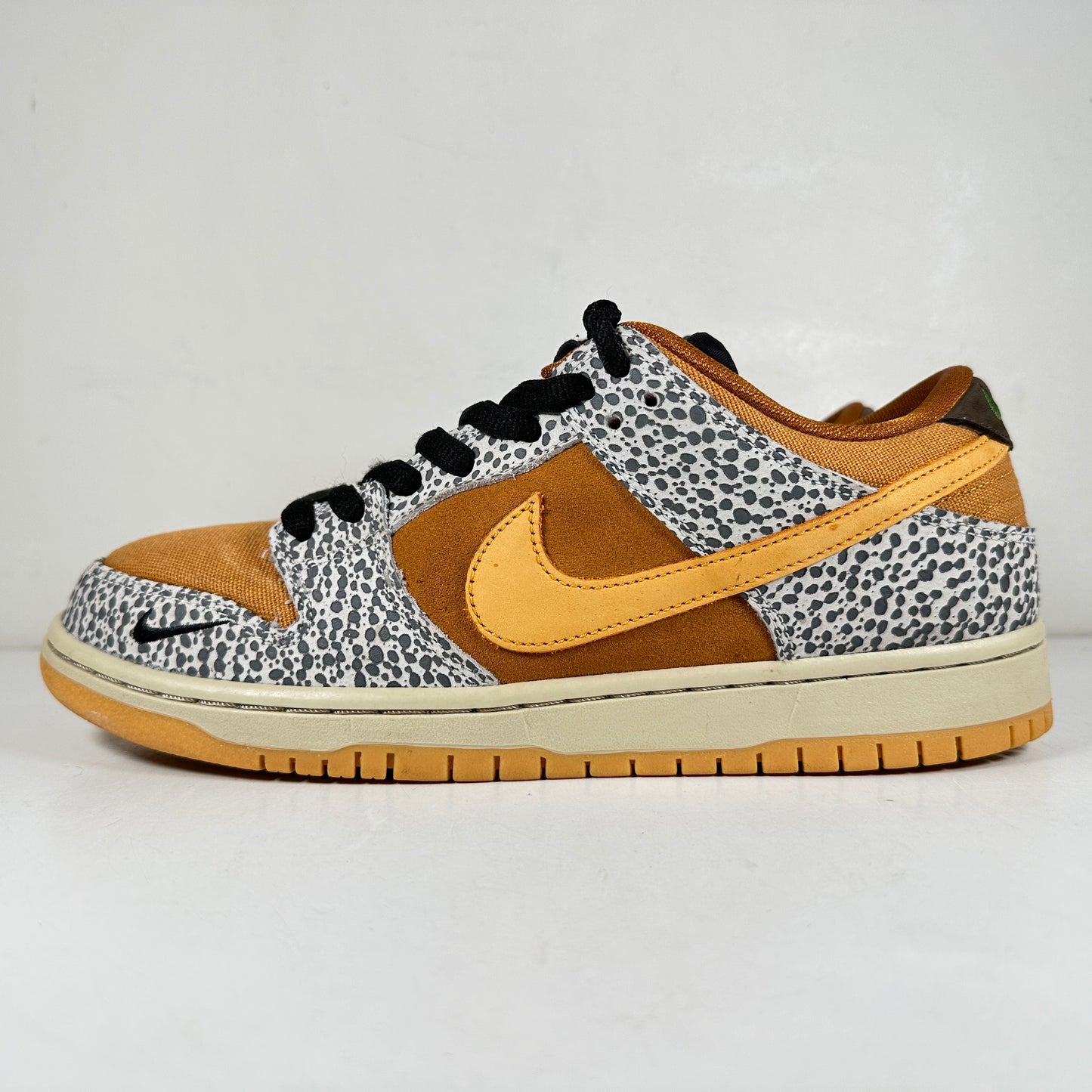 CD2563 002 Nike SB Dunk Low Safari [USED] - 9 M (Used)