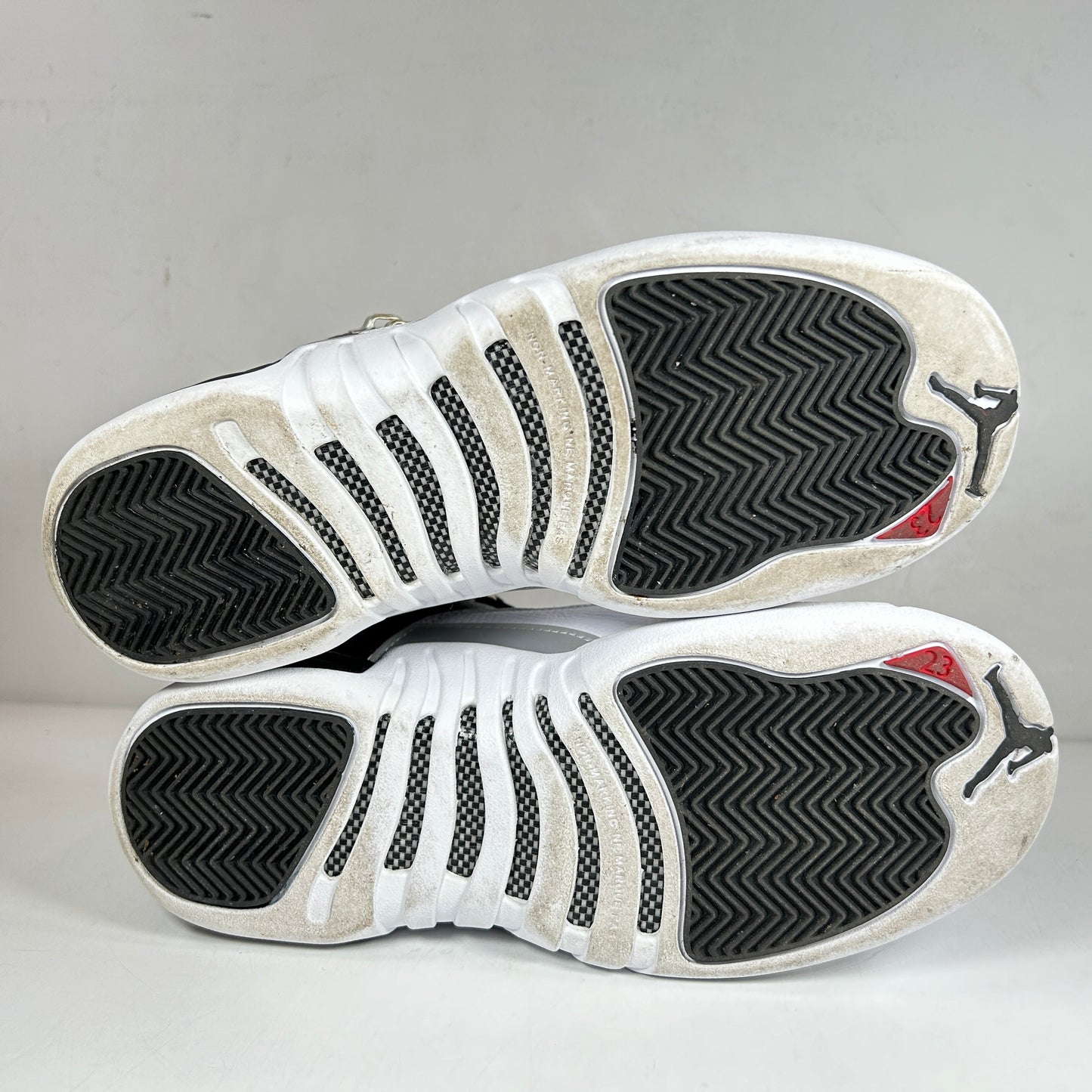 153265 006 Jordan 12 Retro Playoffs (2022) (GS) [USED] - 6.5 Y (Used)