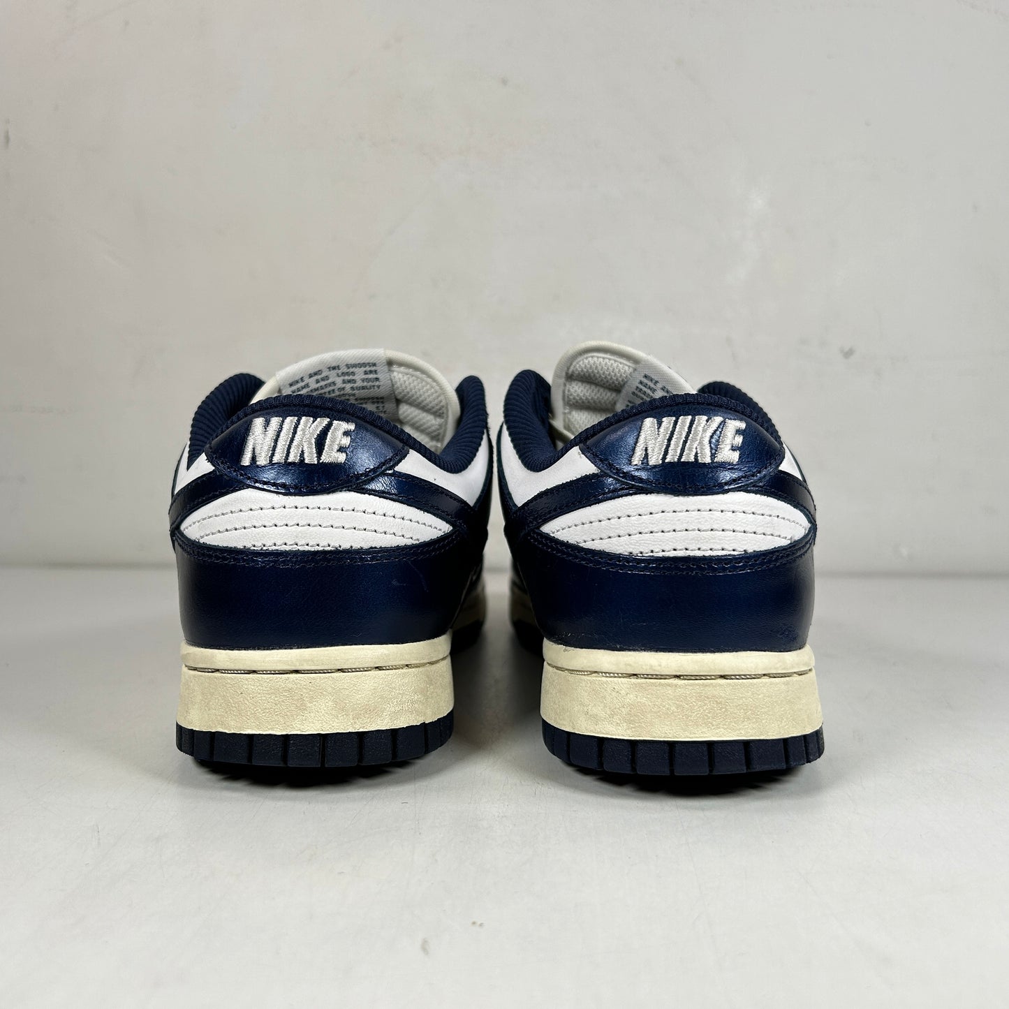 FN7197 100 Nike Dunk Low PRM Vintage Navy [USED] - 8 W (Used)