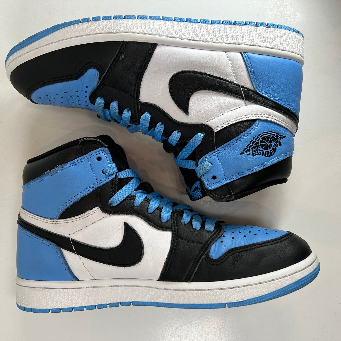 DZ5485 400 Jordan 1 Retro High OG UNC Toe [USED] - 9 M (Used4)