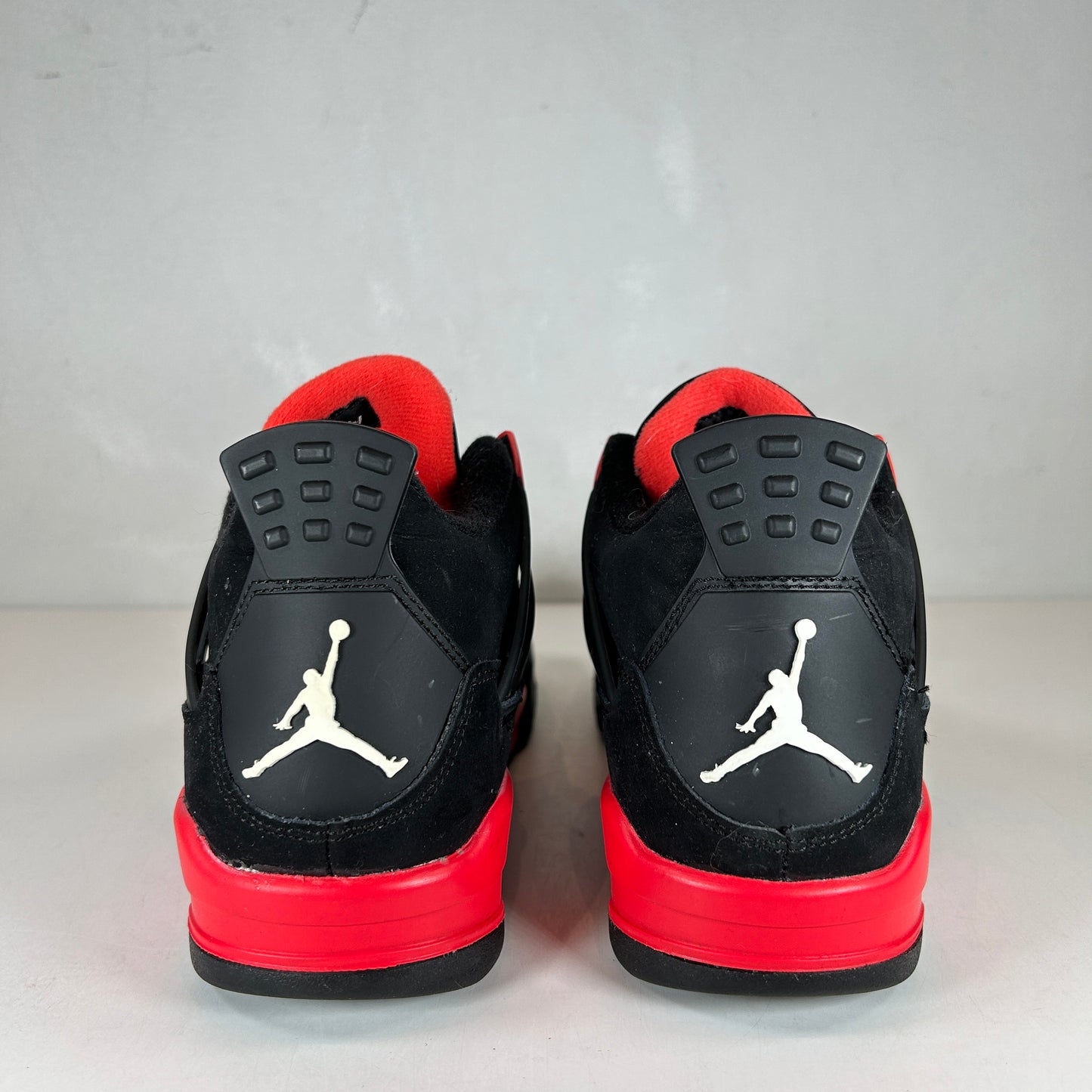 408452 016 Jordan 4 Retro Red Thunder (GS) [USED] - 6 Y (Used)
