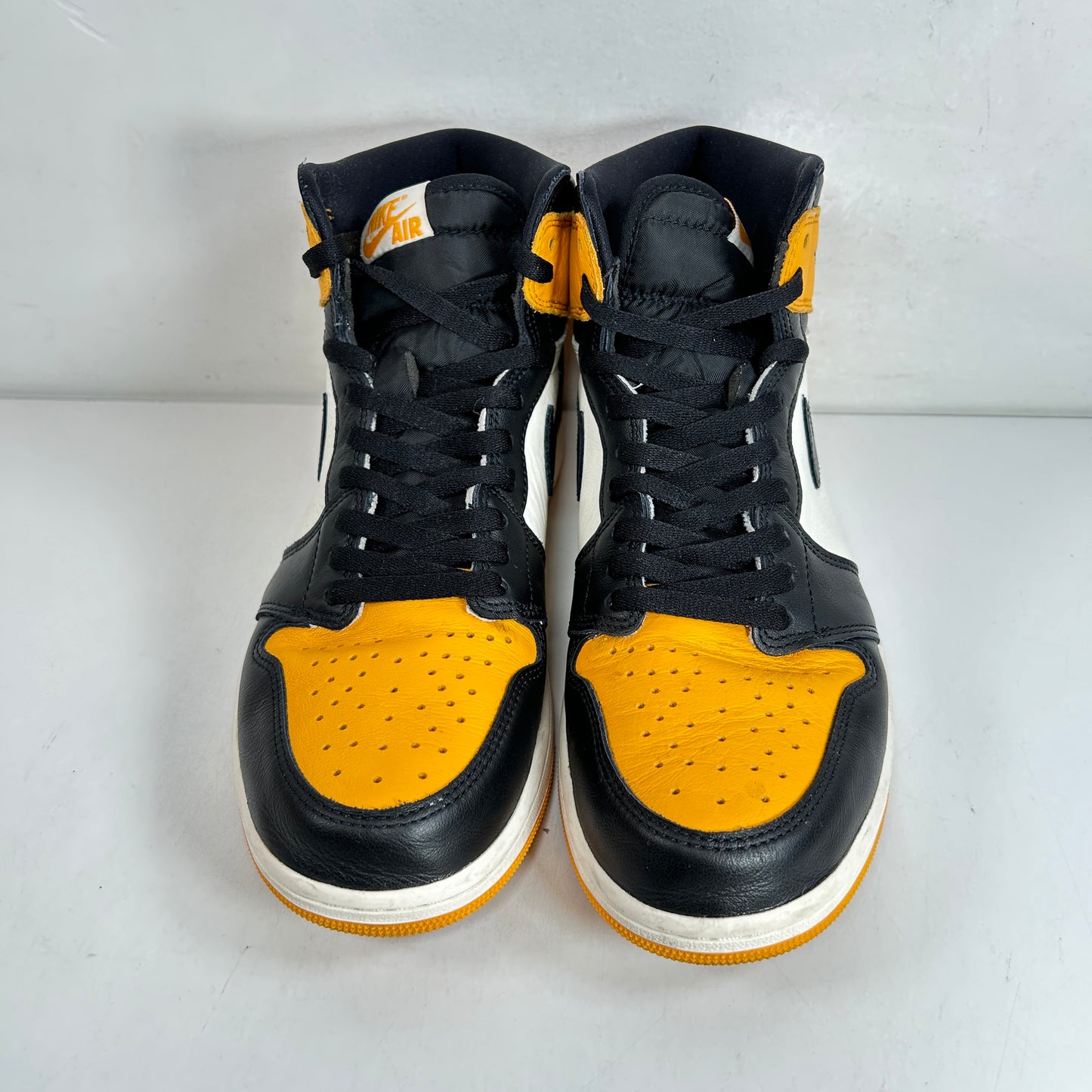 555088 711 Jordan 1 Retro High OG Yellow Toe [USED] - 10.5 M (Used2)