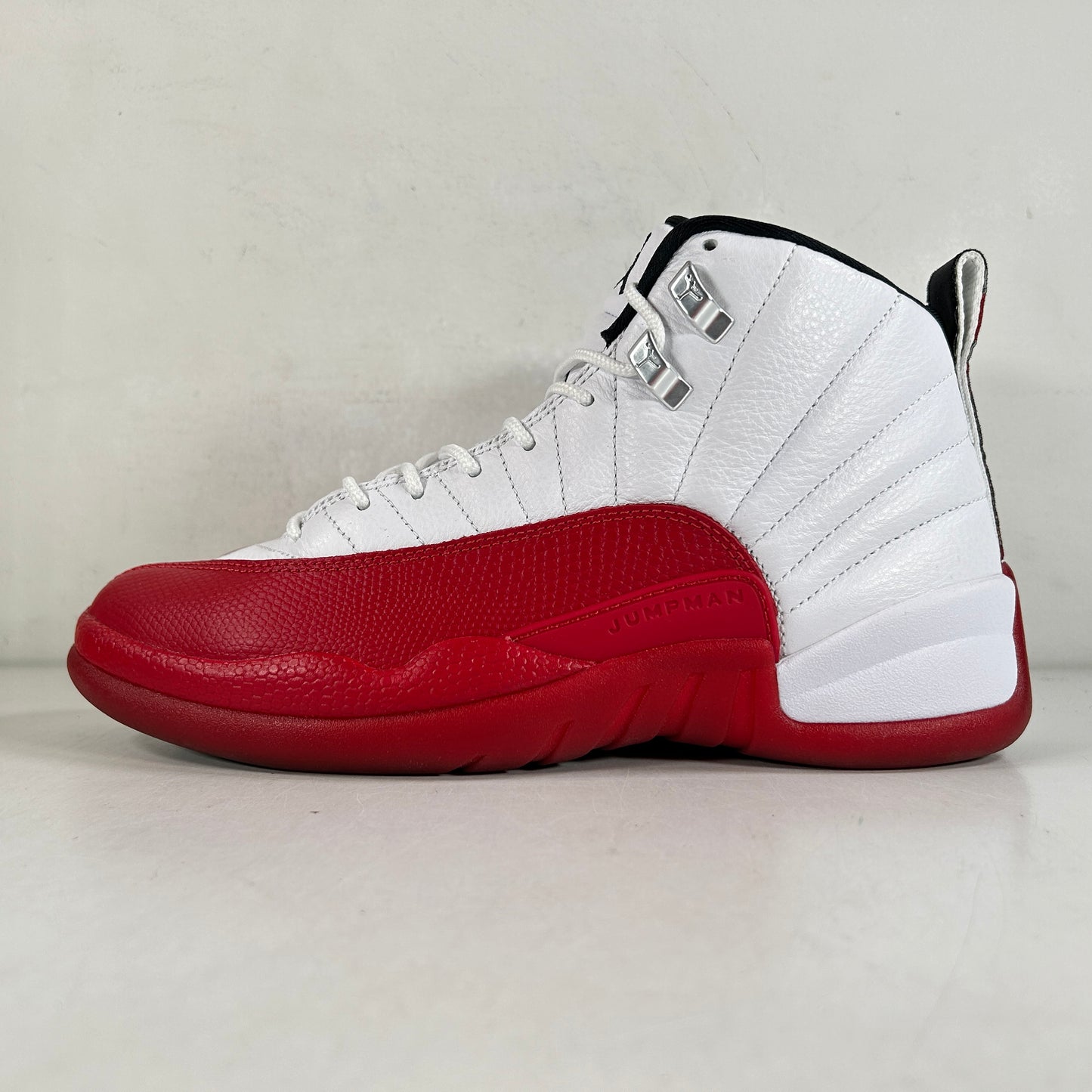 CT8013 116 Jordan 12 Retro Cereza (2023)