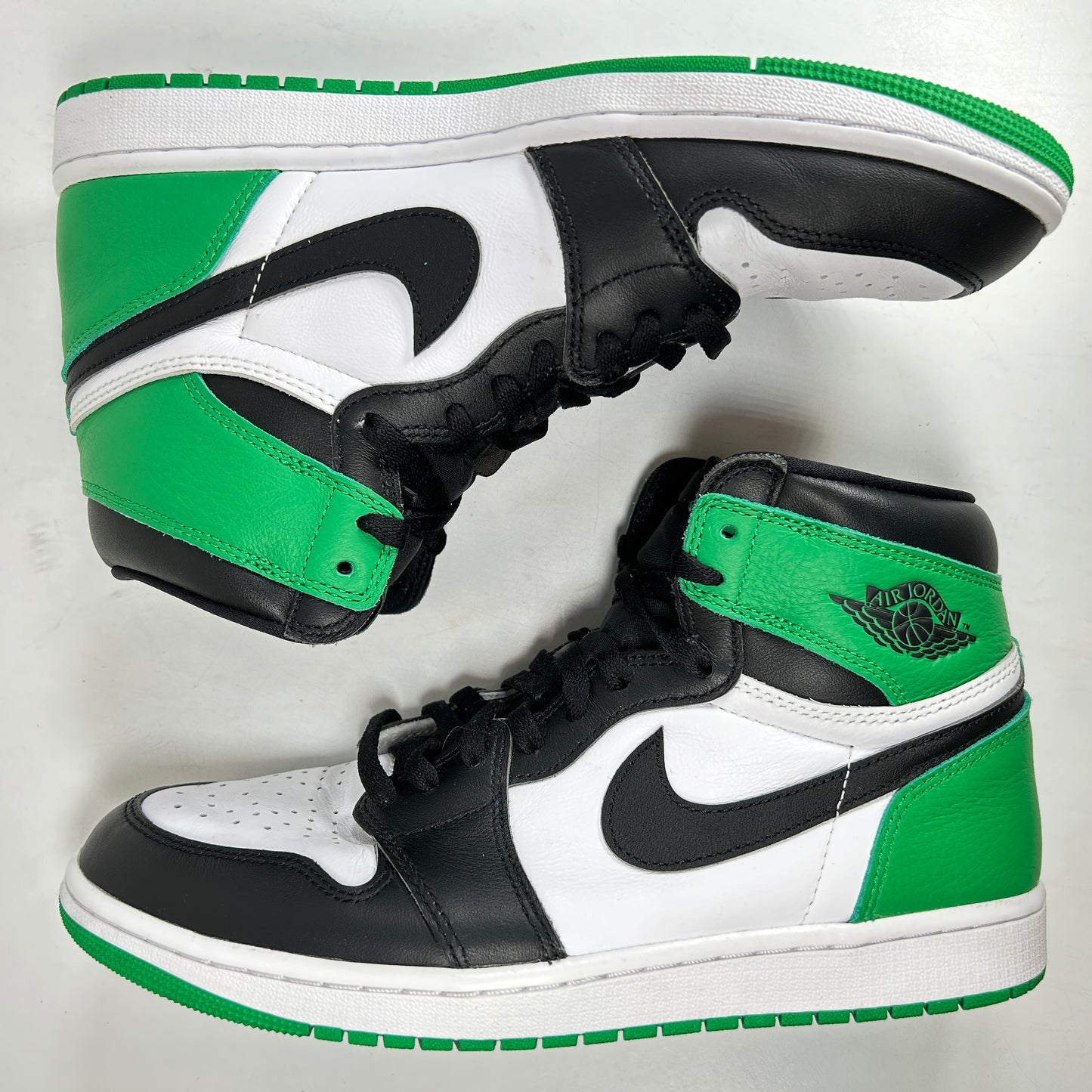 DZ5485 031 Jordan 1 Retro High OG Lucky Green [USED] - 11 M (Used)