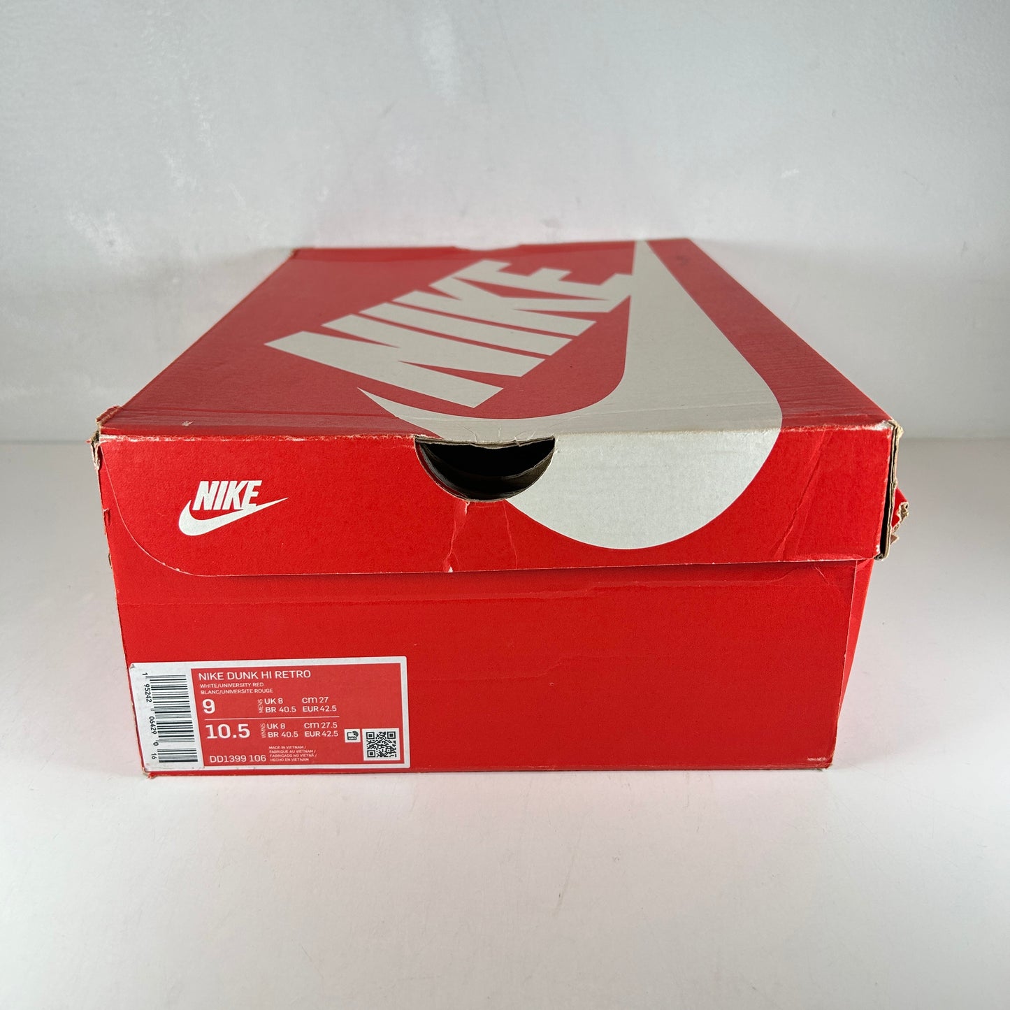 DD1399 106 Nike Dunk High Championship White Red [USED] - 9 M (Used)