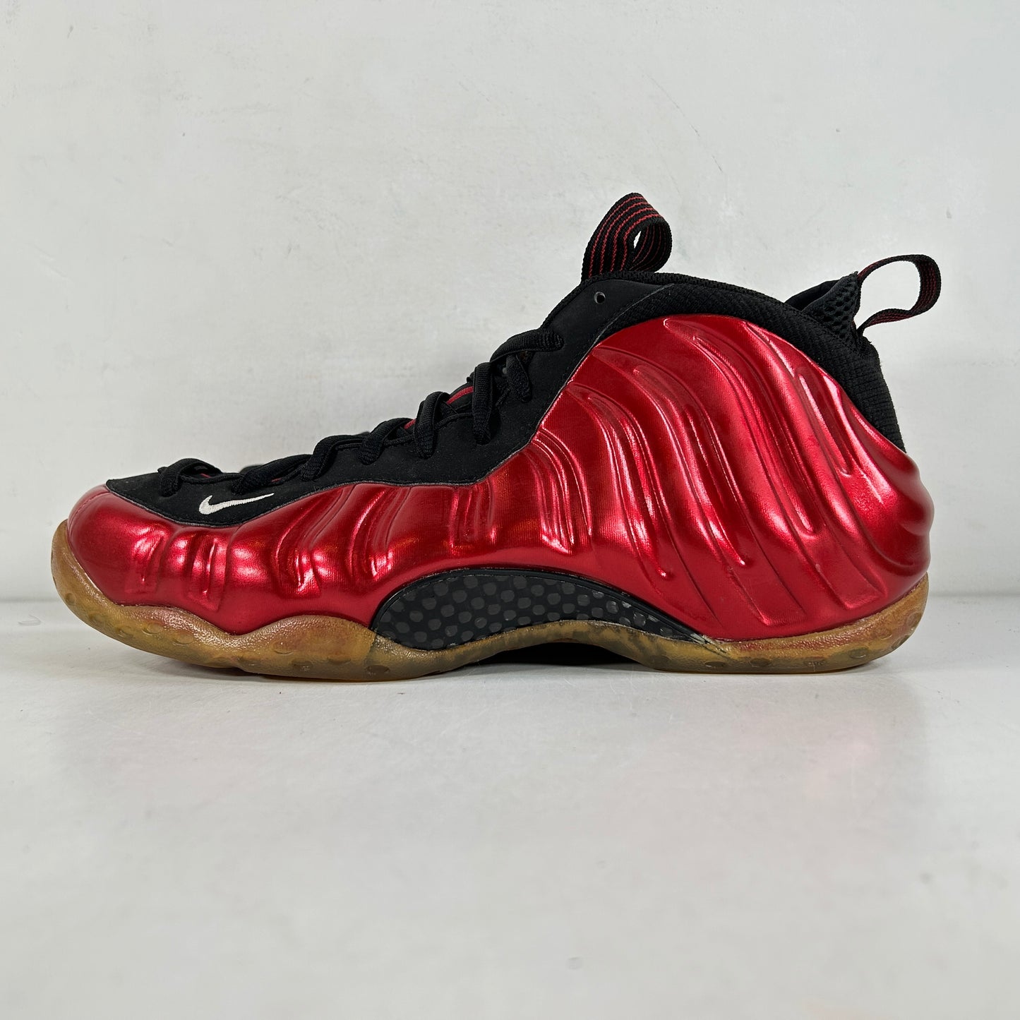 314996 610 Nike Air Foamposite One Metallic Red (2017) [USED] - 12 M (Used) (No Box)