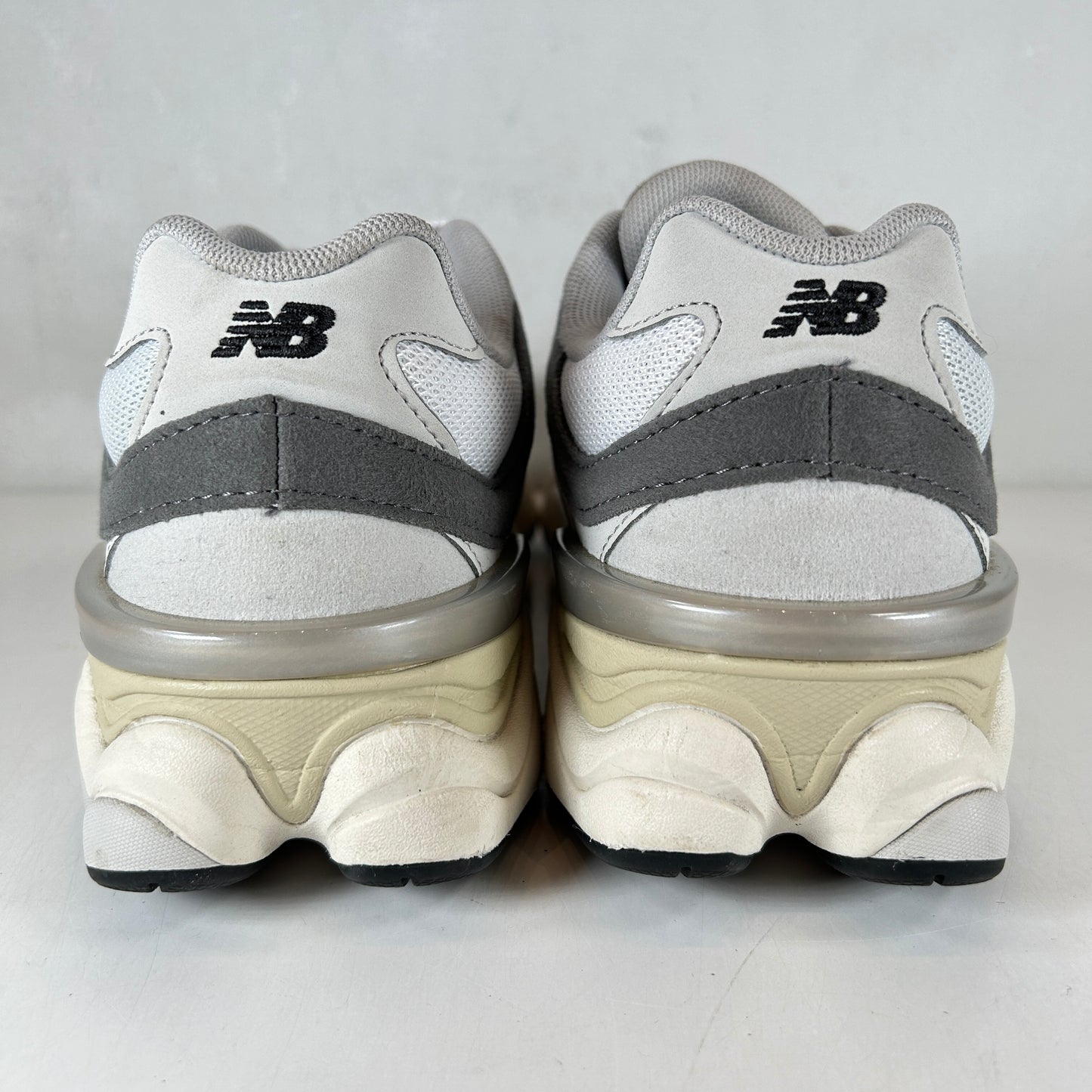 GC9060GY New Balance 9060 Rain Cloud (GS) [USED] - 5.5 M (Used)