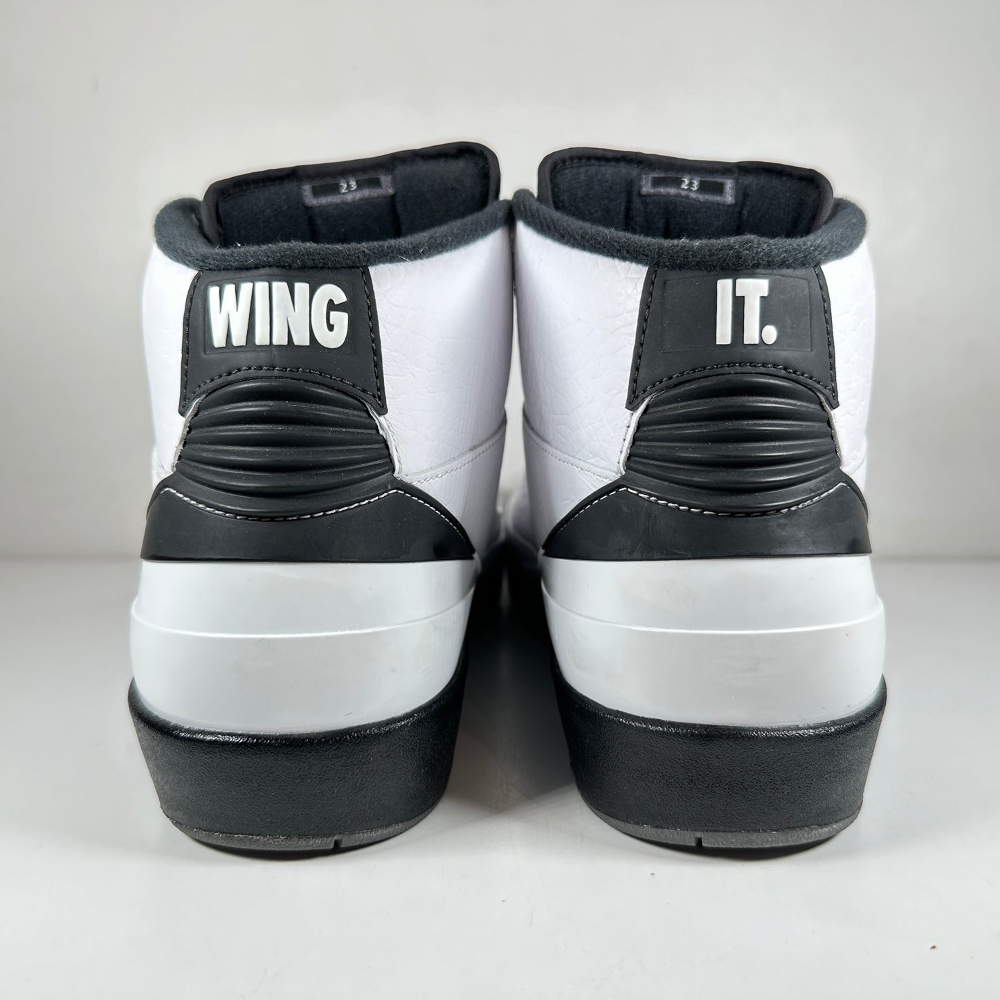 834272 103 Jordan 2 Retro Wing It [USED] - 11 M (Used)