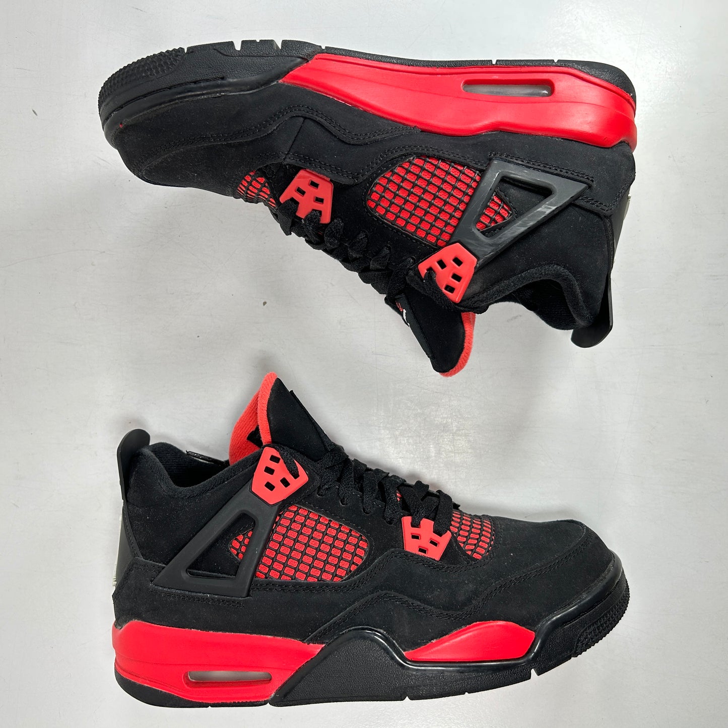 408452 016 Jordan 4 Retro Red Thunder (GS) [USED] - 6.5 Y (Used)