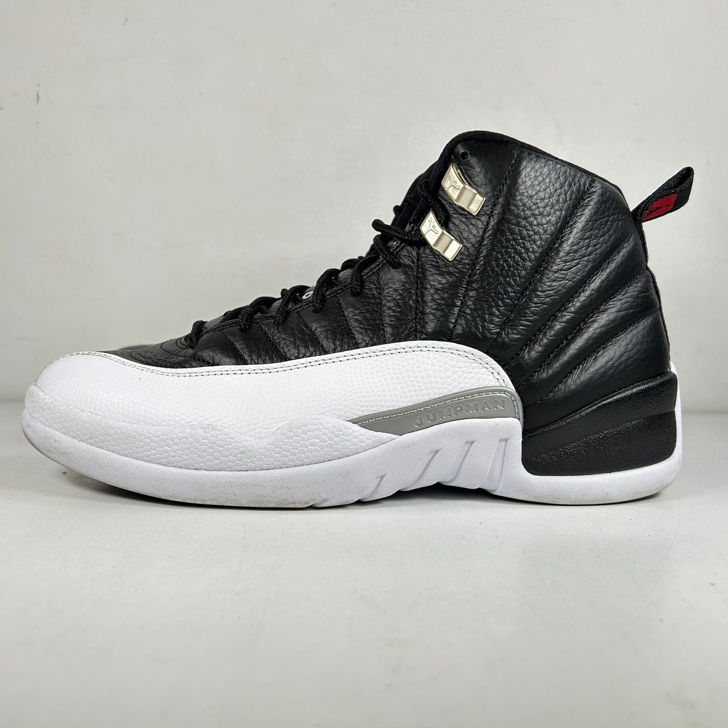 CT8013 006 Jordan 12 Retro Playoffs (2022) [USED] - 9.5 M (Used) (No Box)