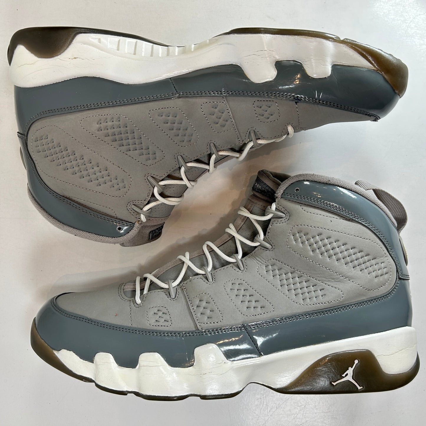 302370 015 Jordan 9 Retro Cool Grey (2012) [USED] - 13 M (Used) (No Box)