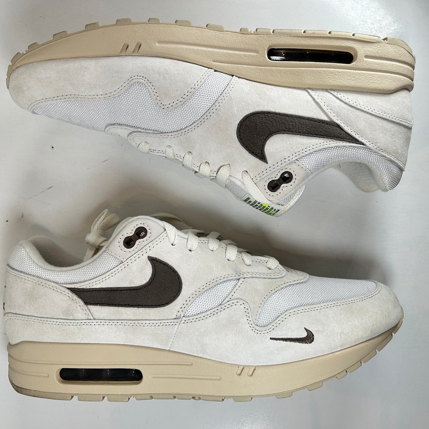 DZ4494 100 Nike Air Max 1 Sail Ironstone [USED] - 13 M (Used)