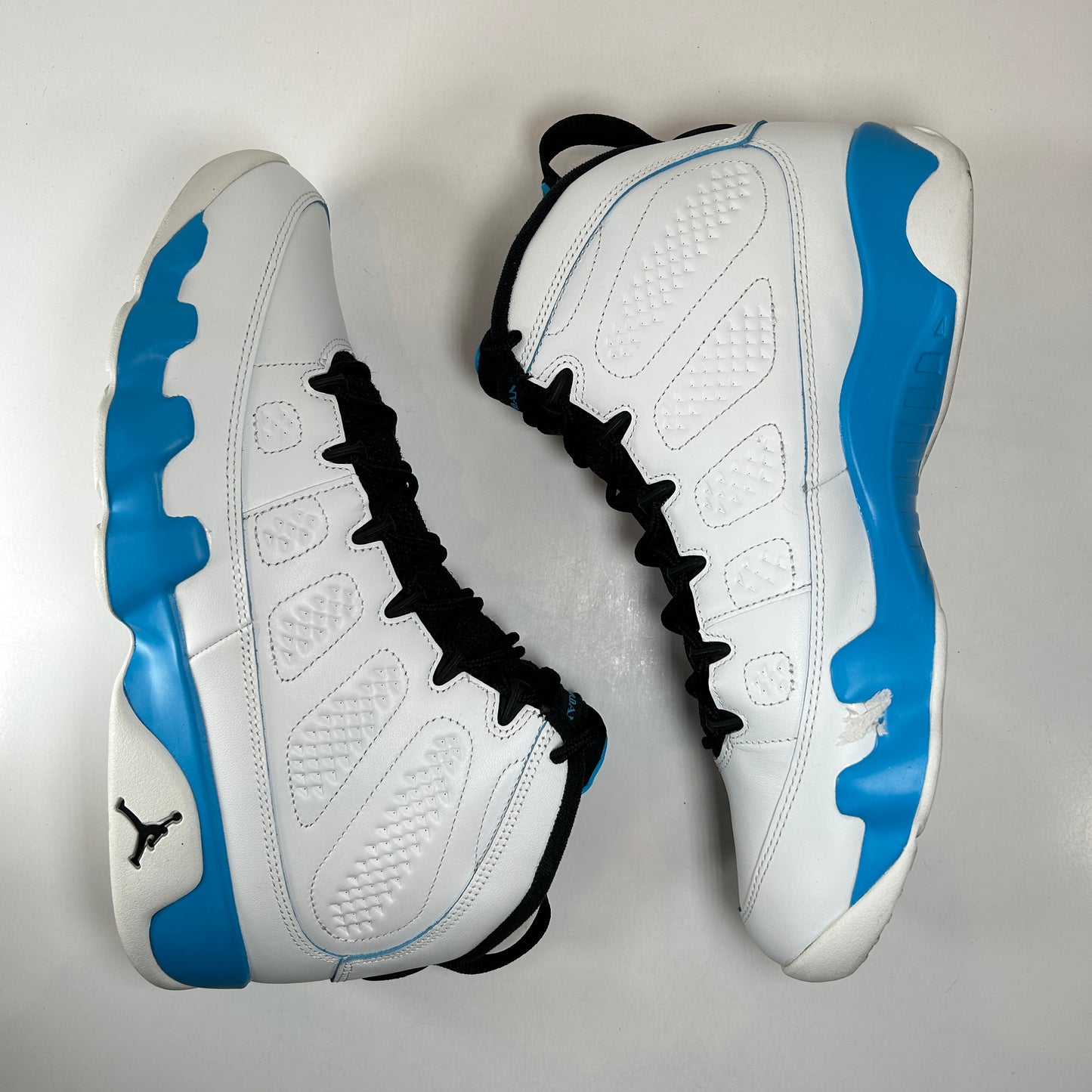 FQ8992 101 Jordan 9 Retro Powder Blue (2024) [USED] - 11.5 M (Used3)