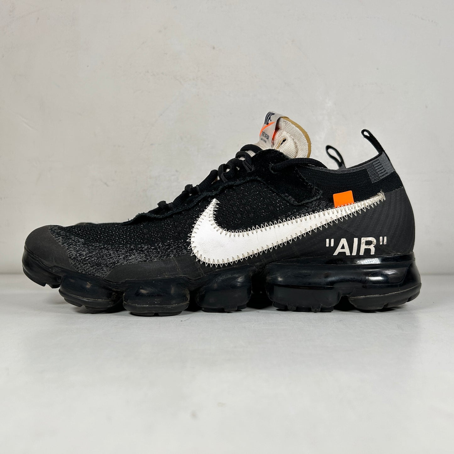 AA3831 001 Nike Air VaporMax Off-White [USED] - 10.5 M (Used)