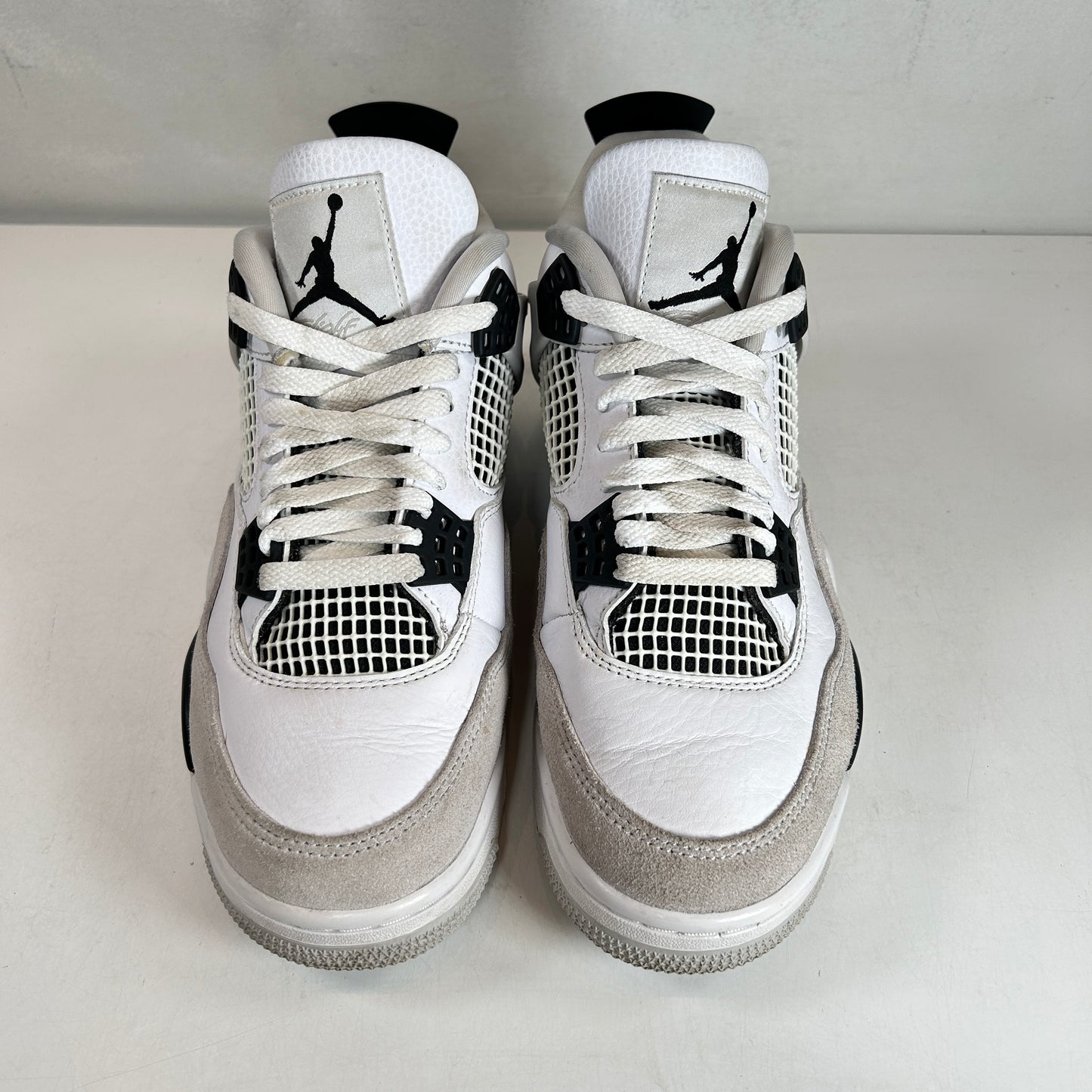 DH6927 111 Jordan 4 Retro Military Black [USED] - 7.5 M (Used)