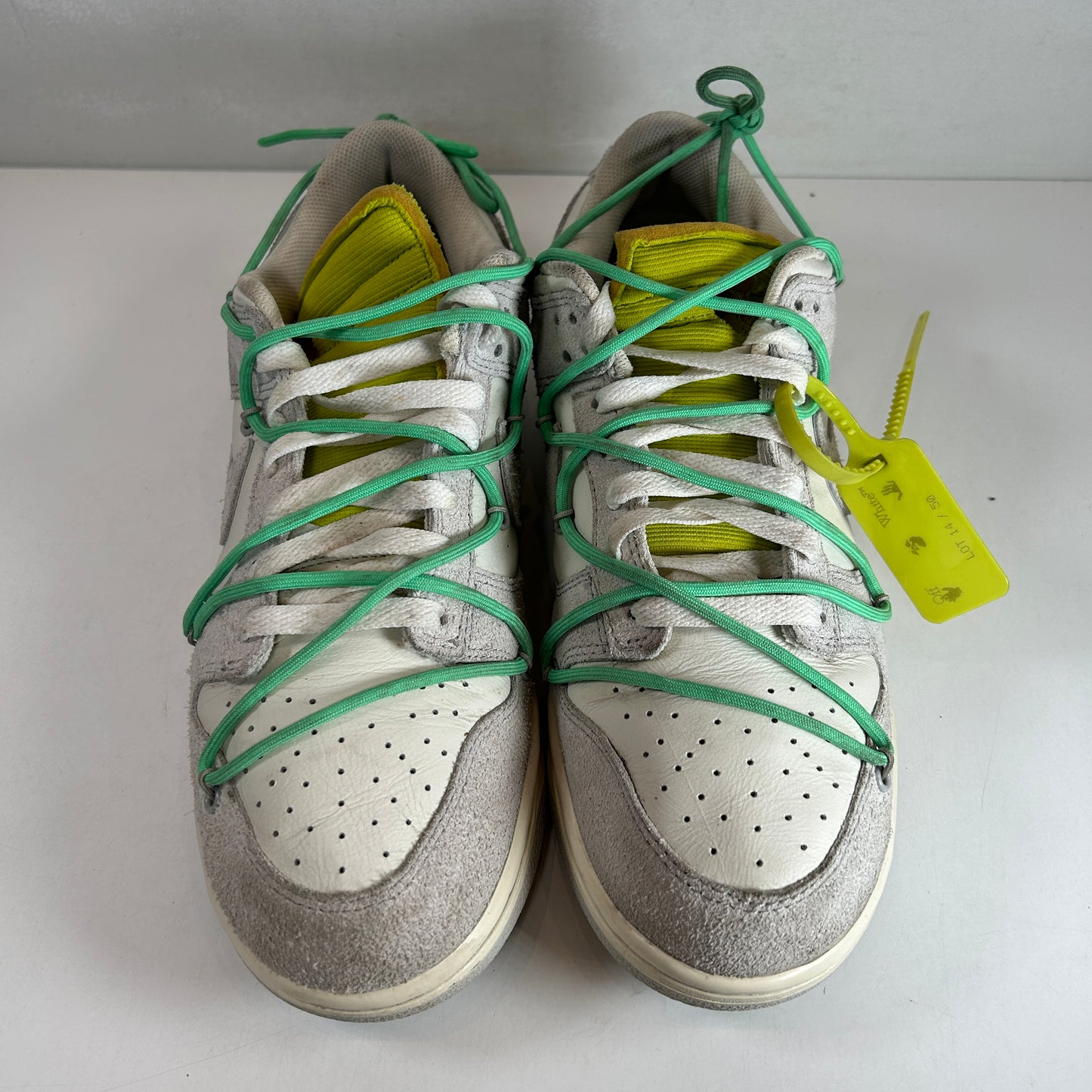DJ0950 106 Nike Dunk Low Off-White Lot 14 [USED] - 11 M (Used)