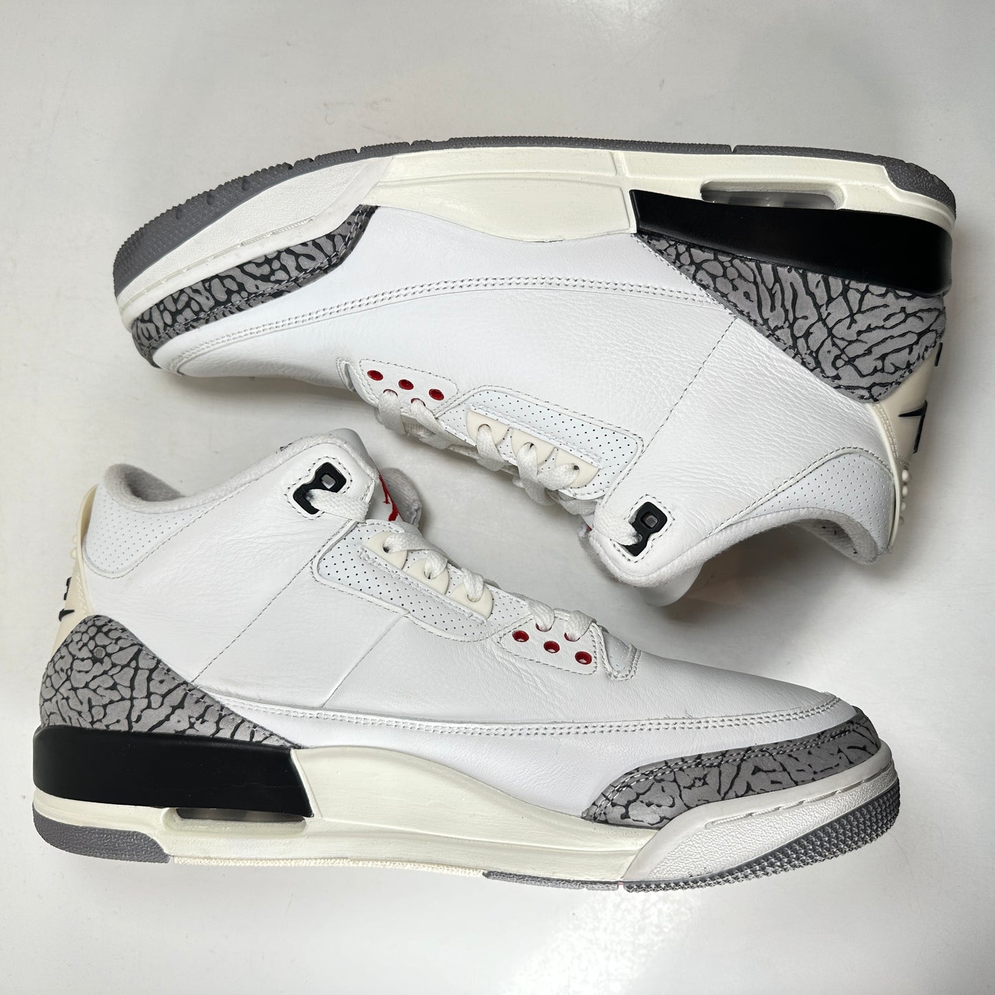 DN3707 100 Jordan 3 Retro White Cement Reimagined [USED] - 12.5 M (Used2)