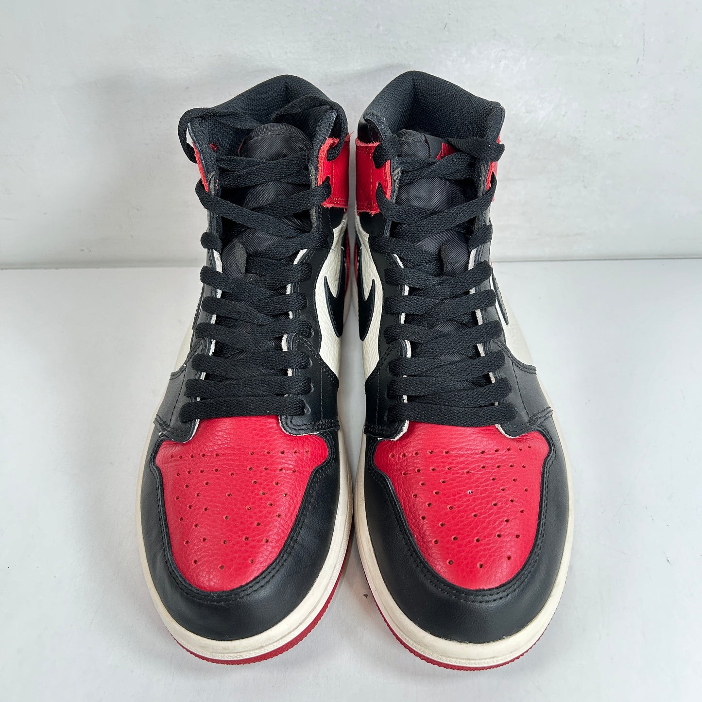 555088 610 Jordan 1 Bred Toe [USED] - 8 M (Used)