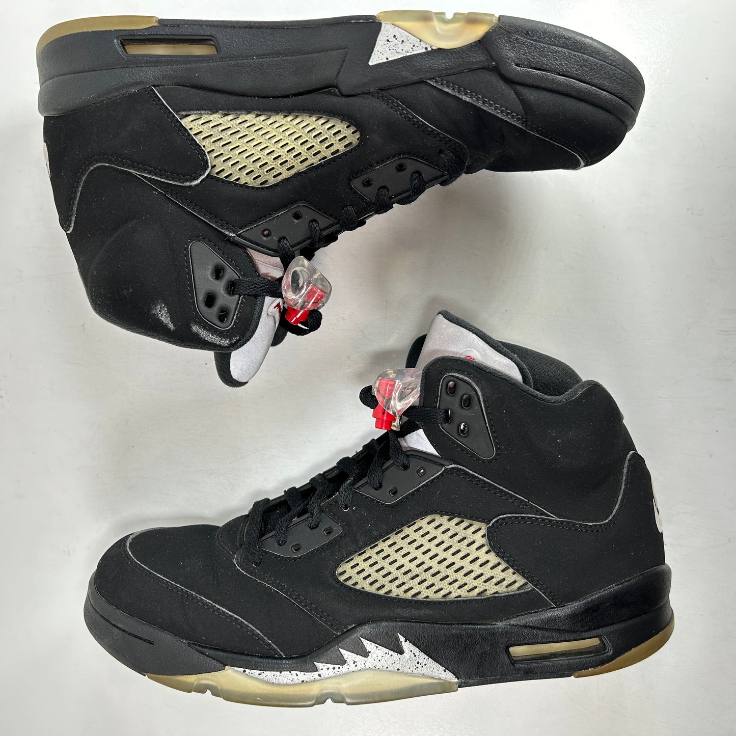 845035 003 Jordan 5 Retro Black Metallic (2016) [USED] - 10 M (Used) (No Box)