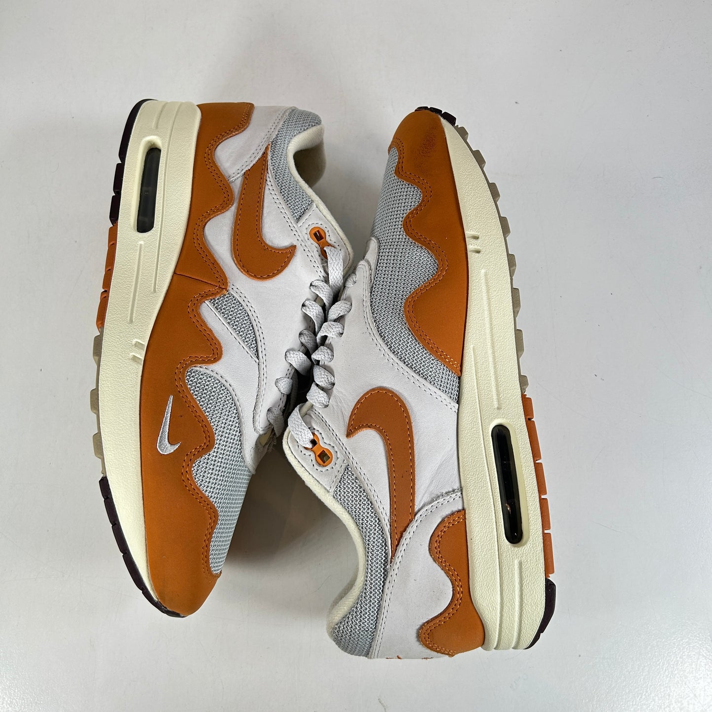 DH1348 001 Nike Air Max 1 Patta Waves Monarch [USED] - 9.5 M (Used)