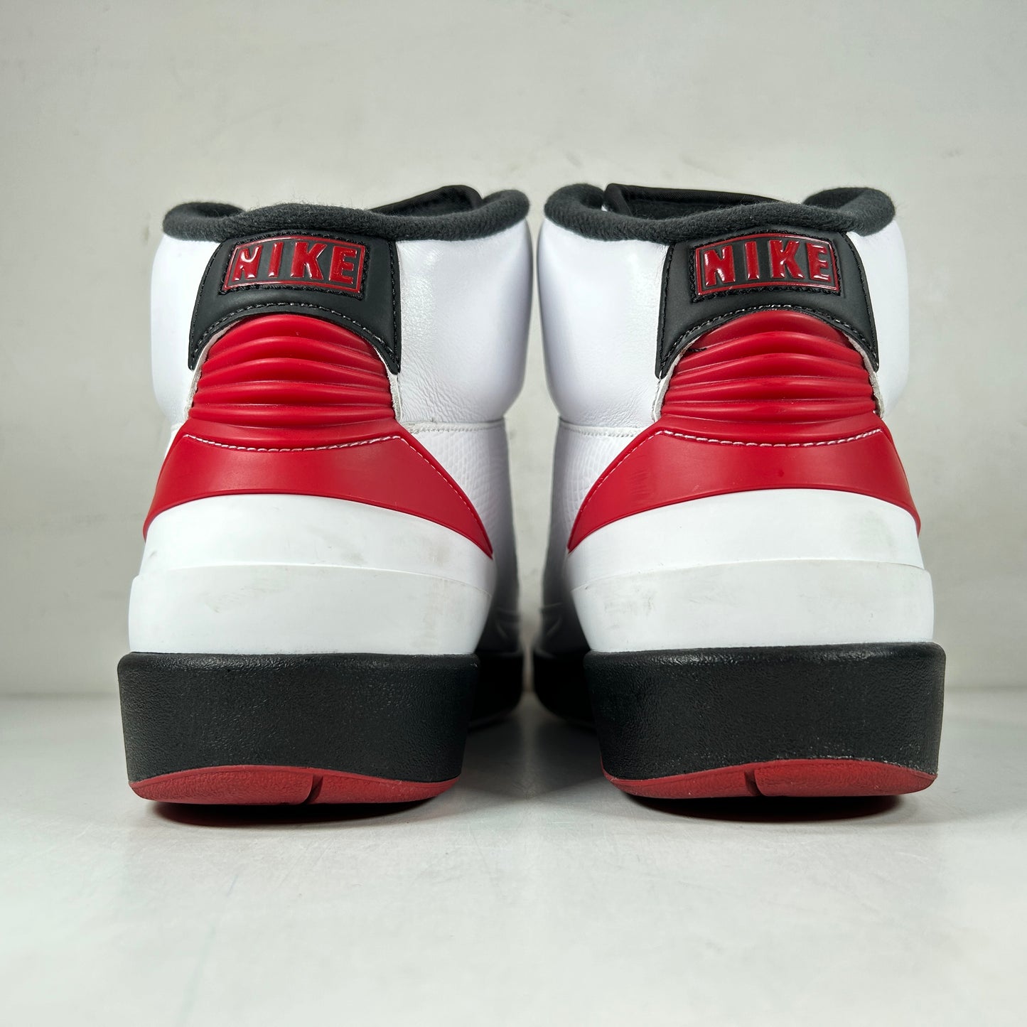 DX2454 106 Jordan 2 Retro OG Chicago (2022) [USED] - 13 M (Used) (No Box)