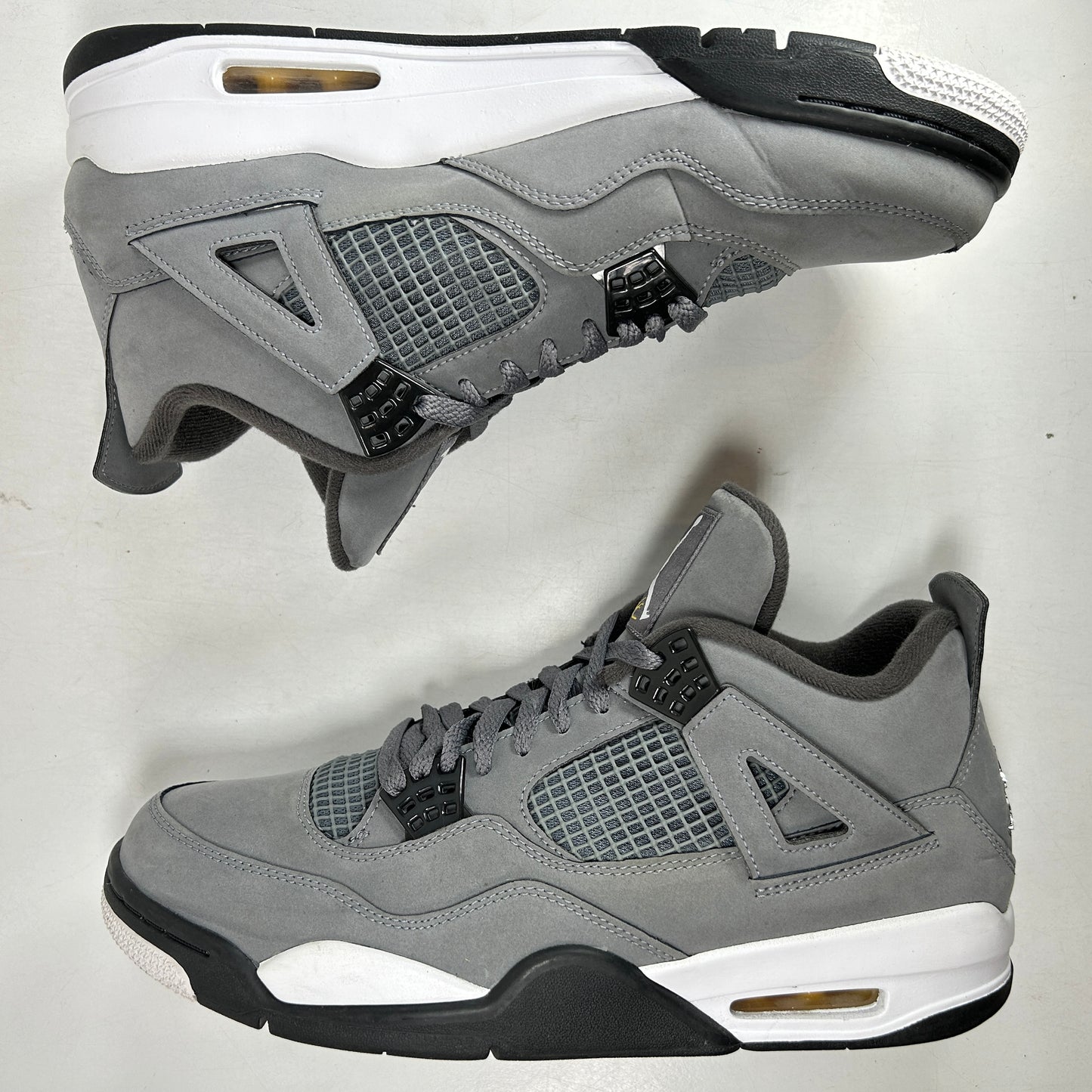 308497 007 Jordan 4 Retro Cool Grey (2019) [USED] - 11 M (Used)