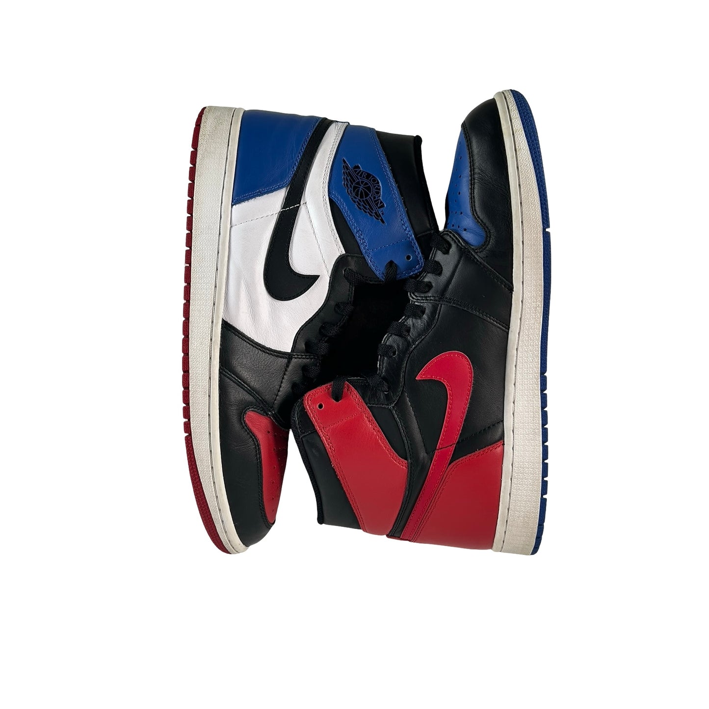 555088 026 Jordan 1 Retro Top 3 [USED] - 12.5 M (Used)