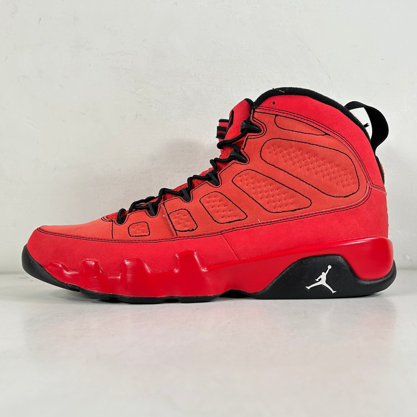 302370 645 Jordan 9 Retro Motorboat Jones [USED] - 11 M (Used) (No Box)