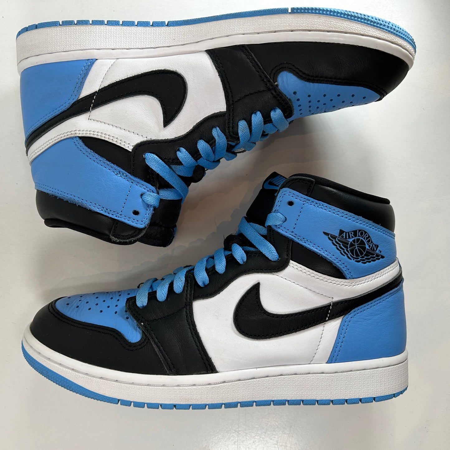 DZ5485 400 Jordan 1 Retro High OG UNC Toe [USED] - 9 M (Used4)