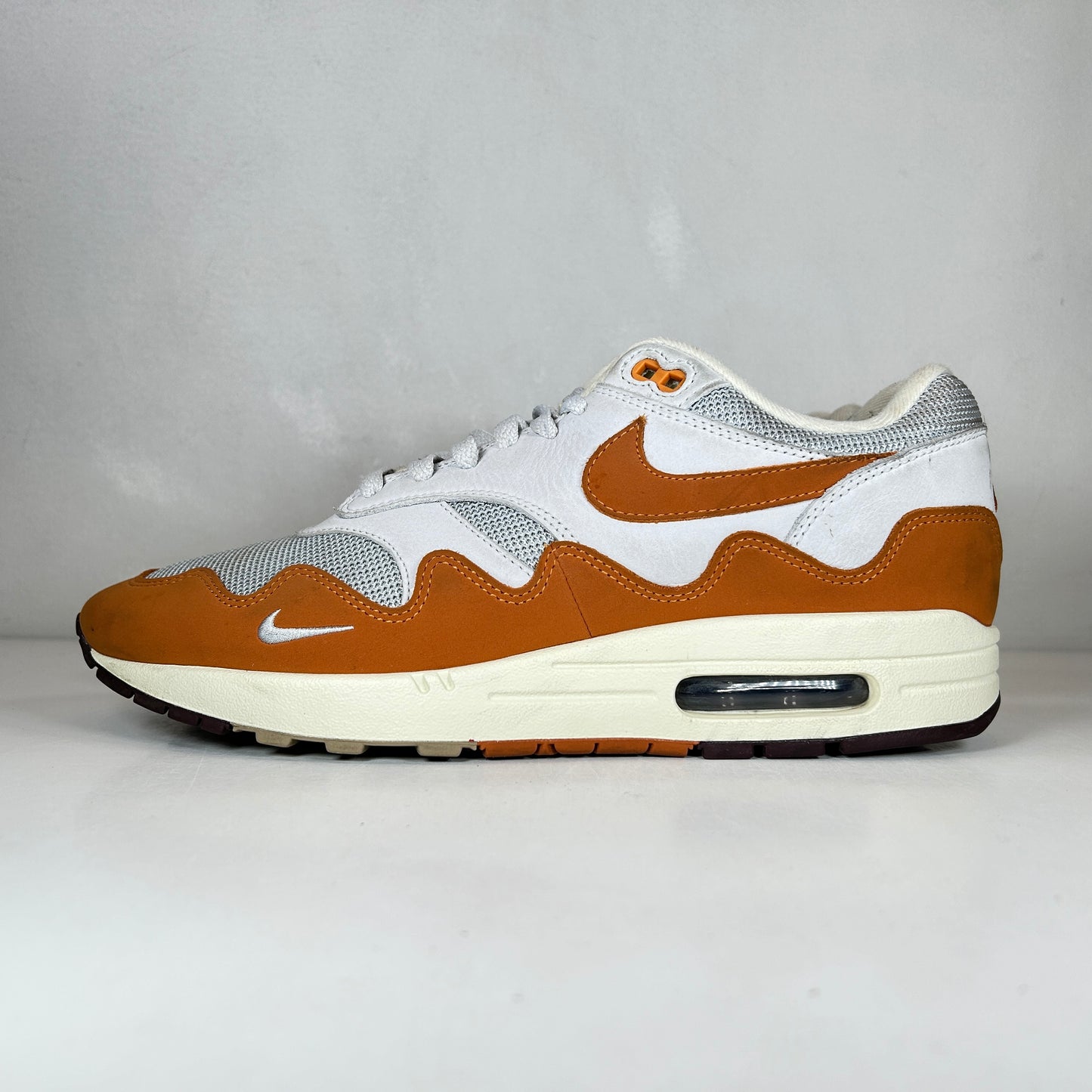 DH1348 001 Nike Air Max 1 Patta Waves Monarch [USED] - 10.5 M (Used)