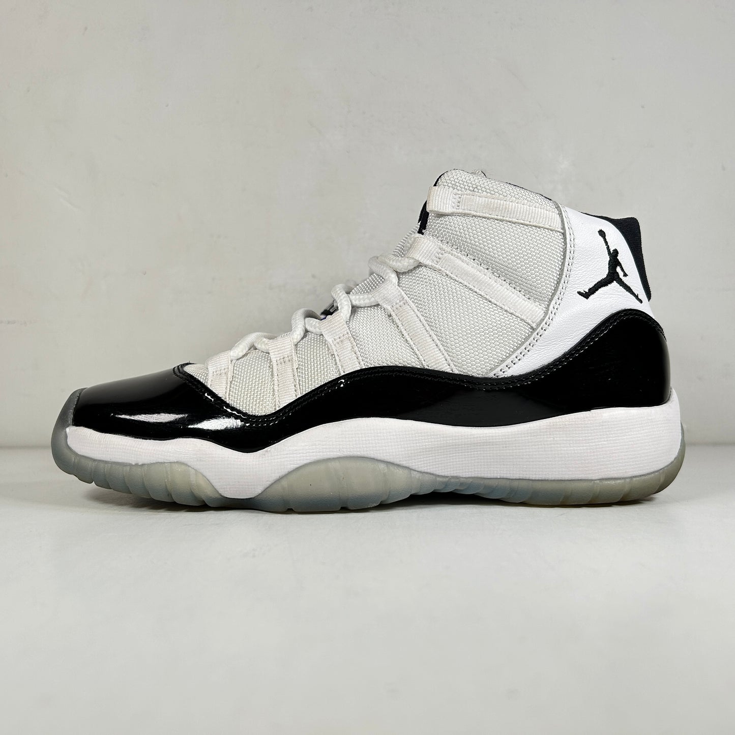 378038 100 Jordan 11 Retro Concord (2018) (GS) [USED] - 6 Y (Used)
