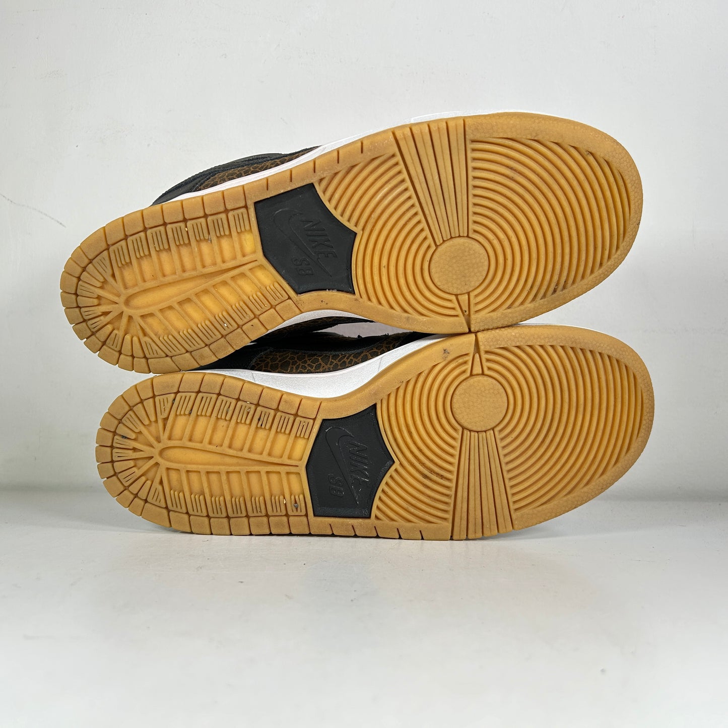 313170 018 Nike SB Dunk Low Giraffe Print [Used] - 9 M (Used) (Replace Box)