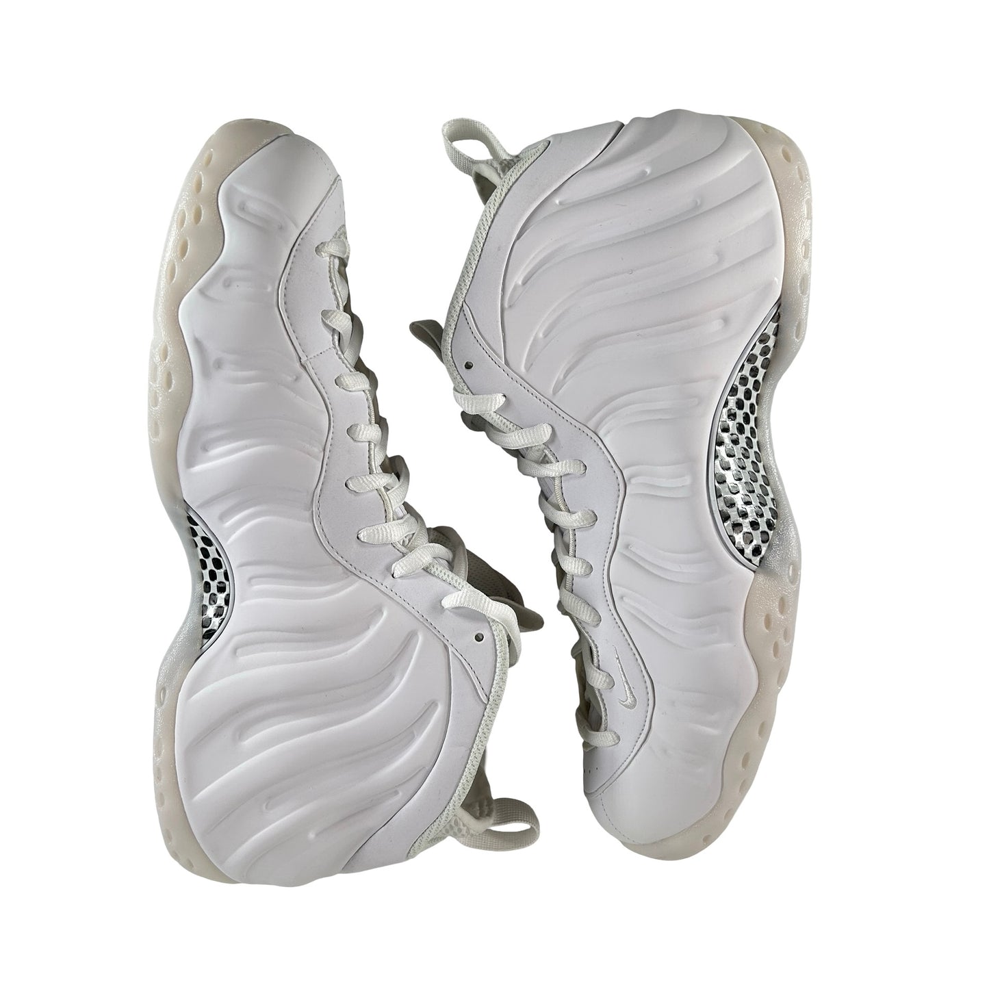 HJ5195 100 Nike Air Foamposite One Triple White [USED] - 12 M (VNDS)