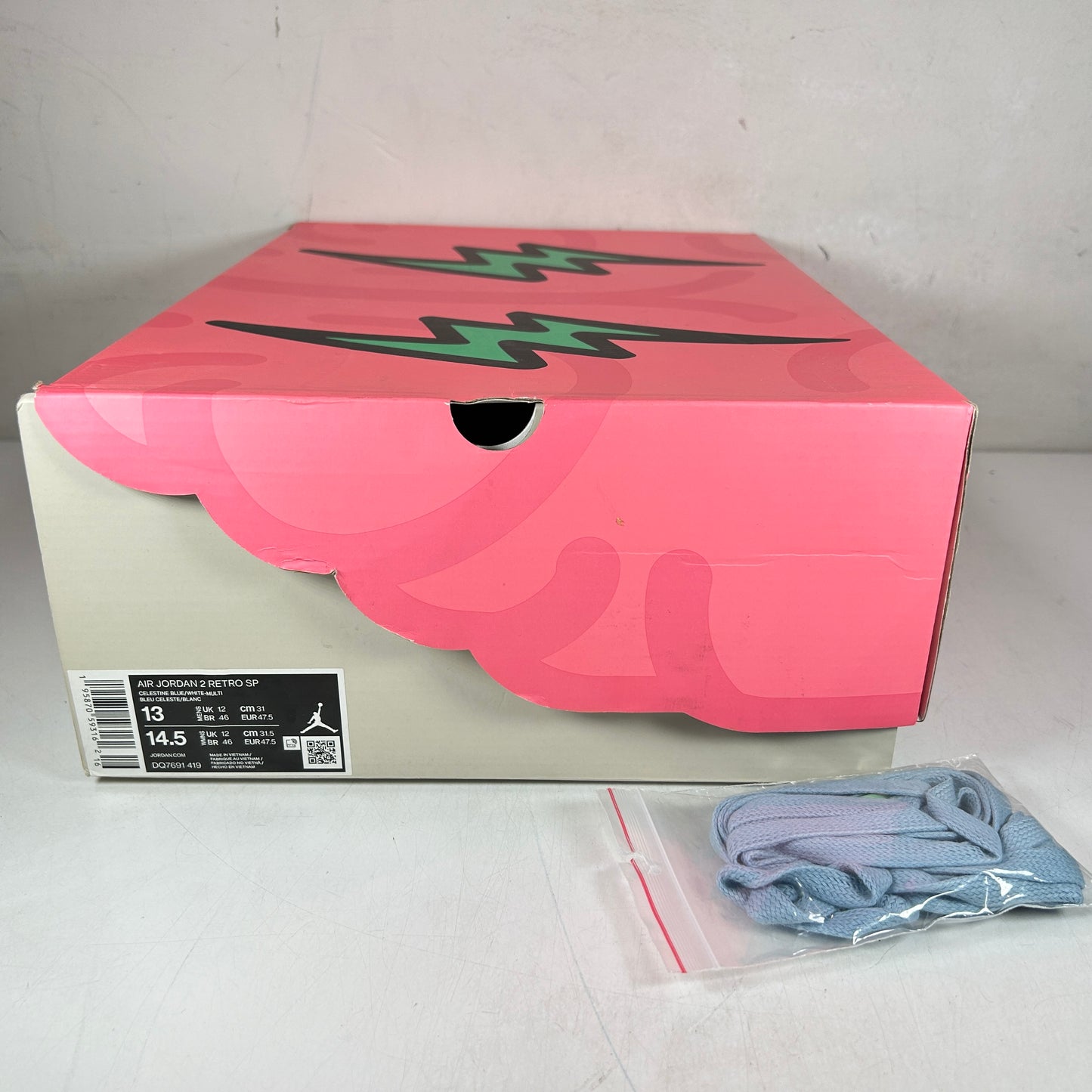 DQ7691 419 Jordan 2 Retro J Balvin [USED] - 13 M (Used)