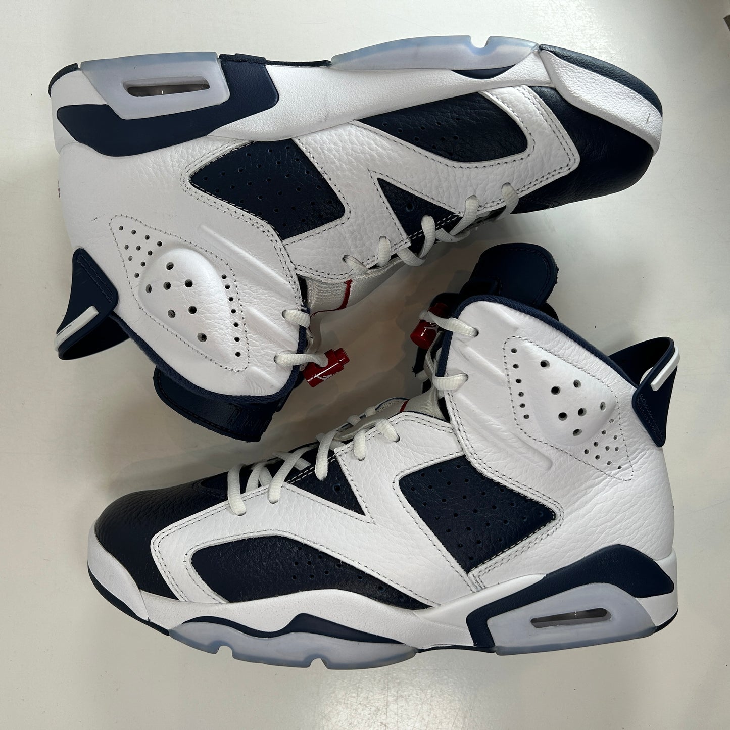 CT8529 164 Jordan 6 Retro Olympic (2024) - 9.5 M (Used)
