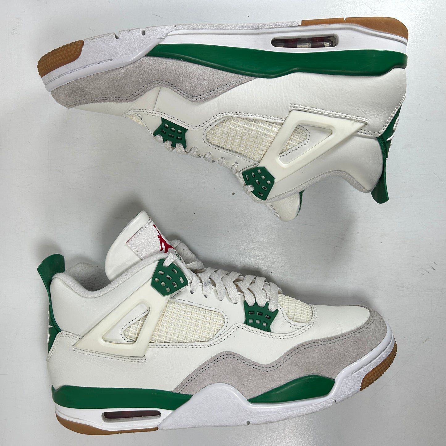 DR5415 103 Jordan 4 Retro SB Pine Green [USED] - 10.5 M (Used3)