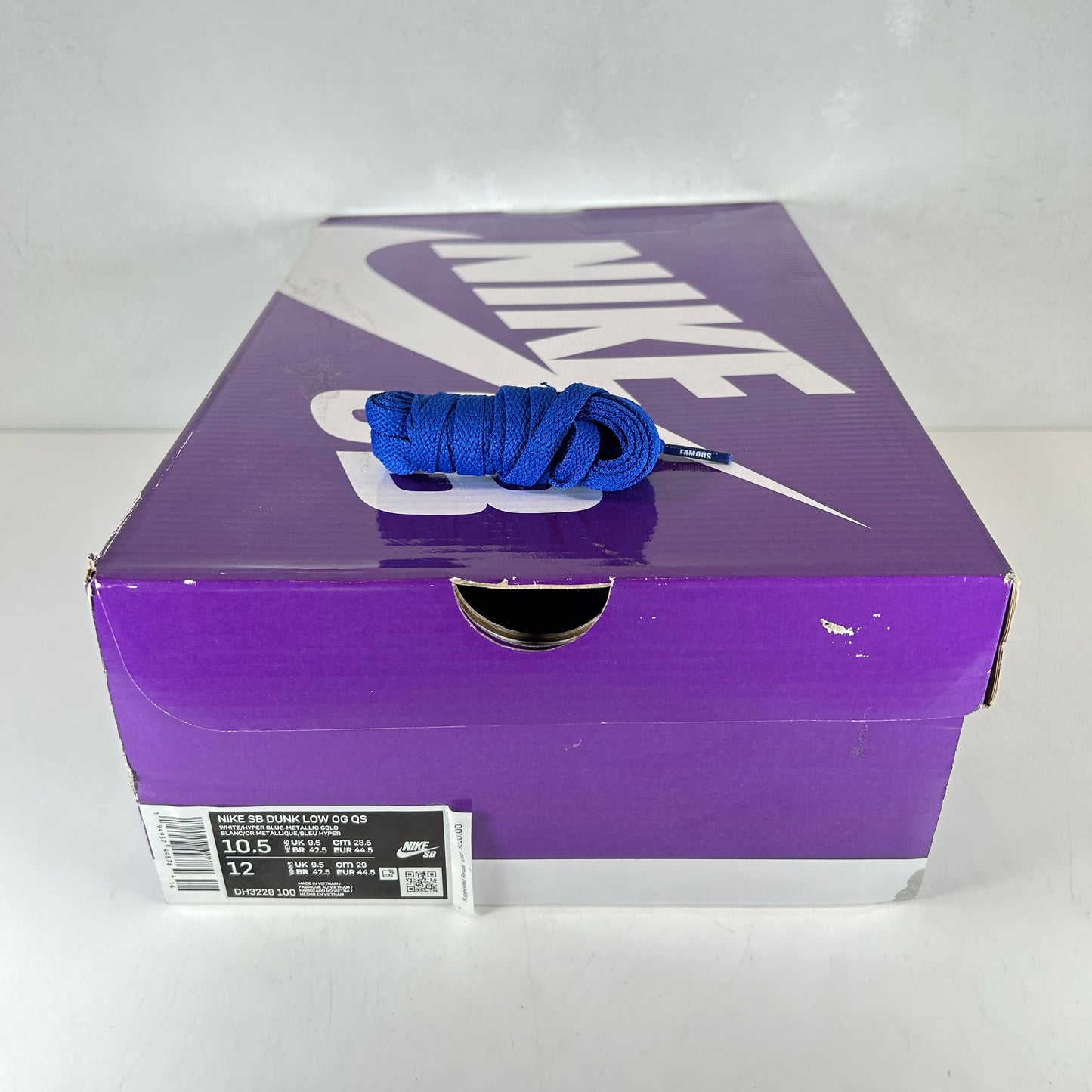 DH3228 100 Nike SB Dunk Low Supreme Stars Hyper Royal (2021) [USED] - 10.5 M (Used)