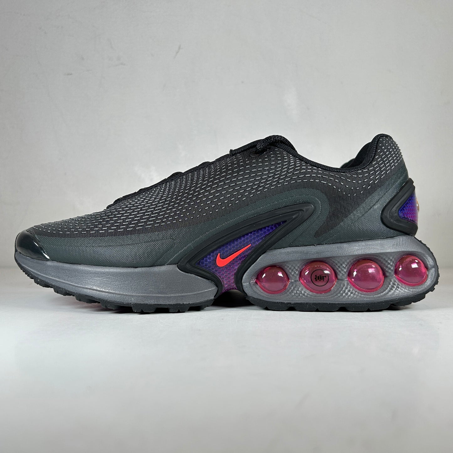 DV3337 008 Nike Air Max Dn All Night [USED] - 8.5 M (Used)