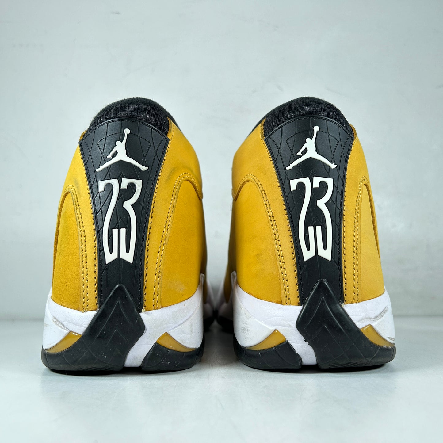 487471 701 Jordan 14 Retro Light Ginger (2022) [USED] - 12 M (Used)
