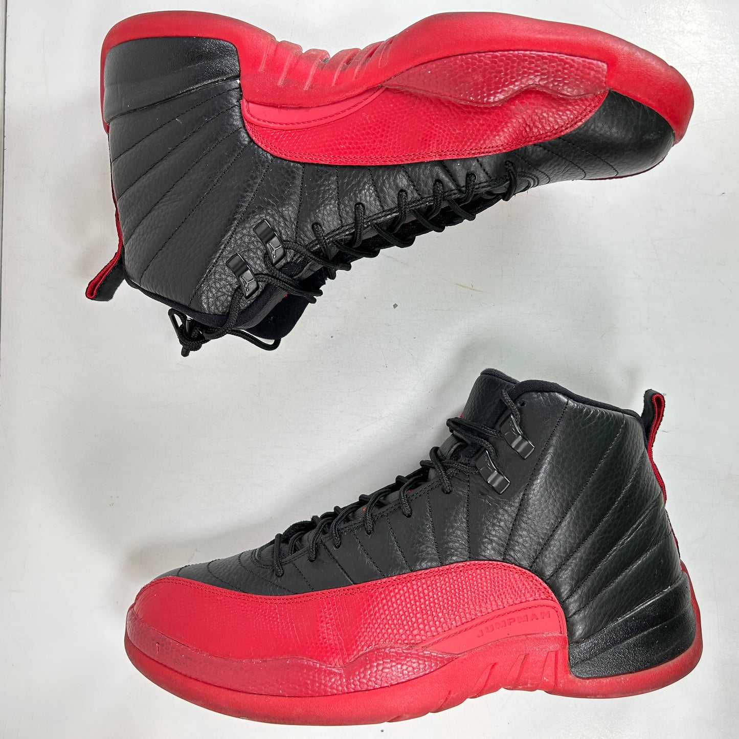 130690 002 Jordan 12 Retro Flu Game (2016) [USED] - 10.5 M (Used) (No Box)