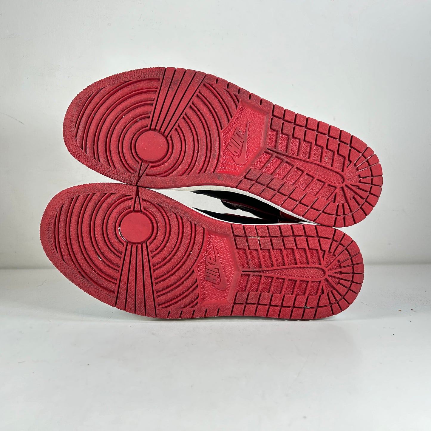 555088 001 Jordan 1 Retro High Bred Banned (2016) [USED] - 7.5 M (Used)