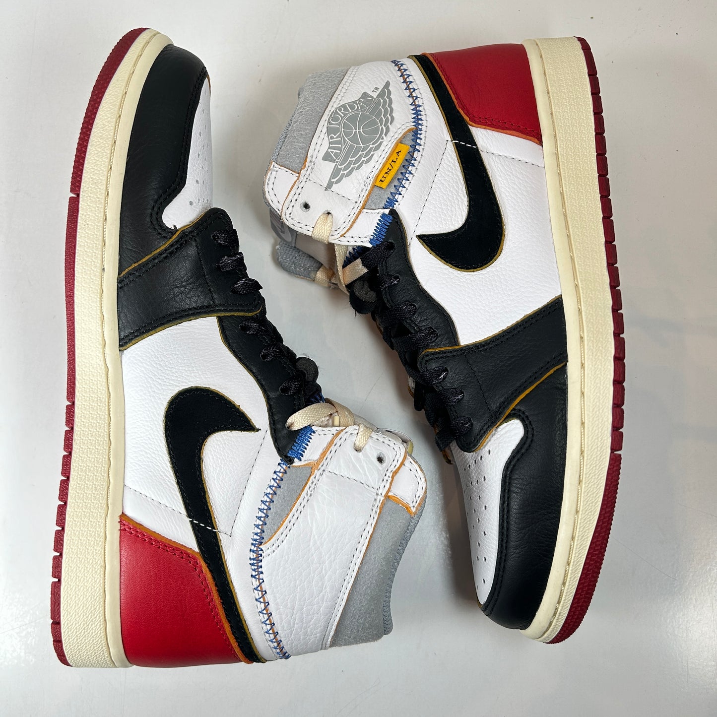 BV1300 106 Jordan 1 Union Black Toe [USED] - 9.5 M (Used)