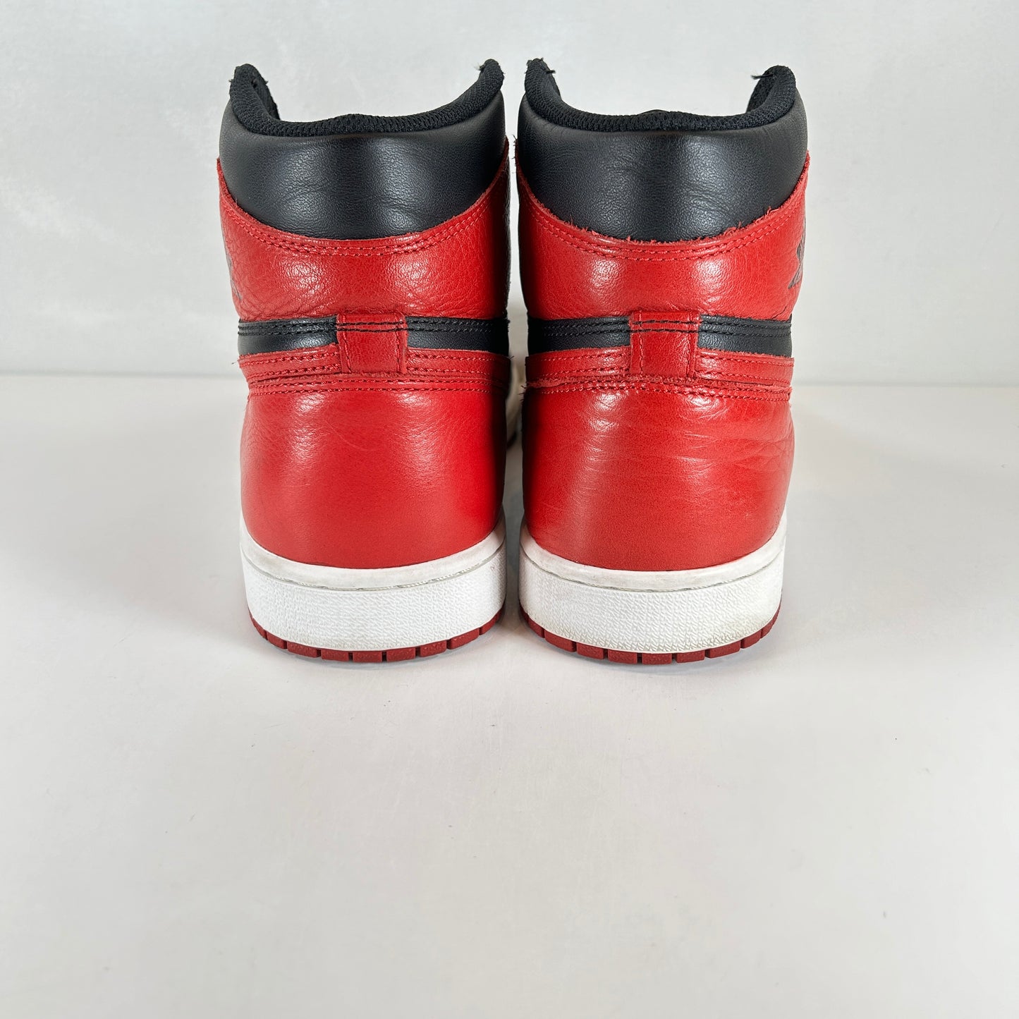 555088 001 Jordan 1 Retro High Bred Banned (2016) [USED] - 11 M (Used) (No Box)