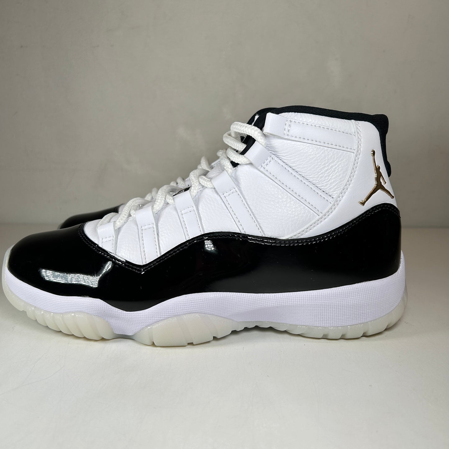 CT8012 170 Jordan 11 Retro DMP Defining Moments (2023) [USED] - 9 M (Used5)