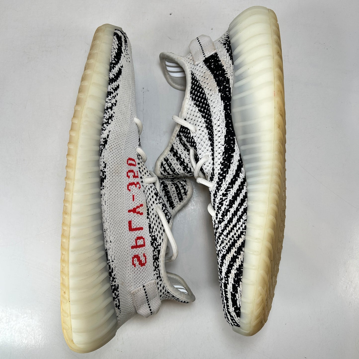 CP9654 Yeezy 350 V2 Zebra [USED] - 10.5 M (Used)
