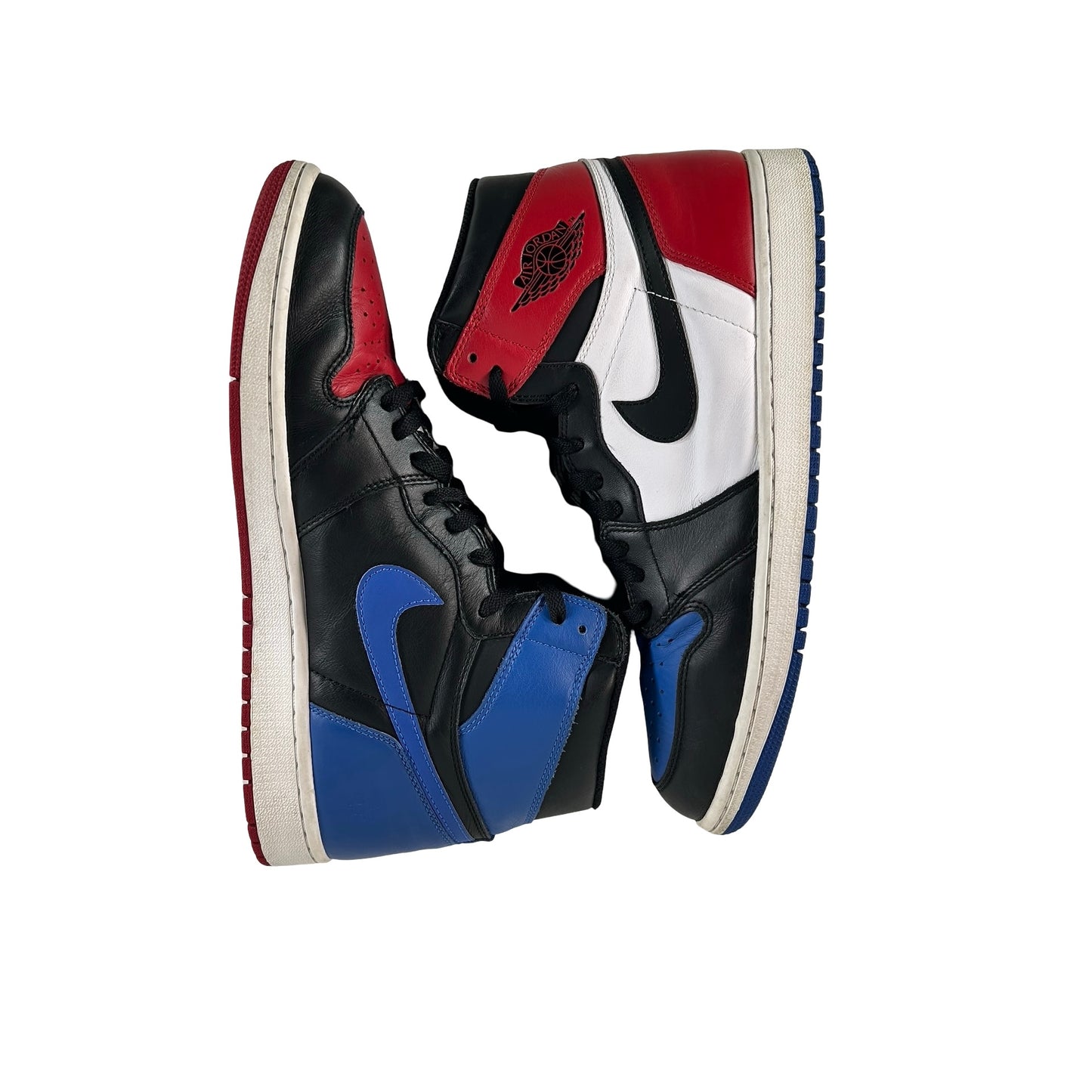 555088 026 Jordan 1 Retro Top 3 [USED] - 12.5 M (Used)