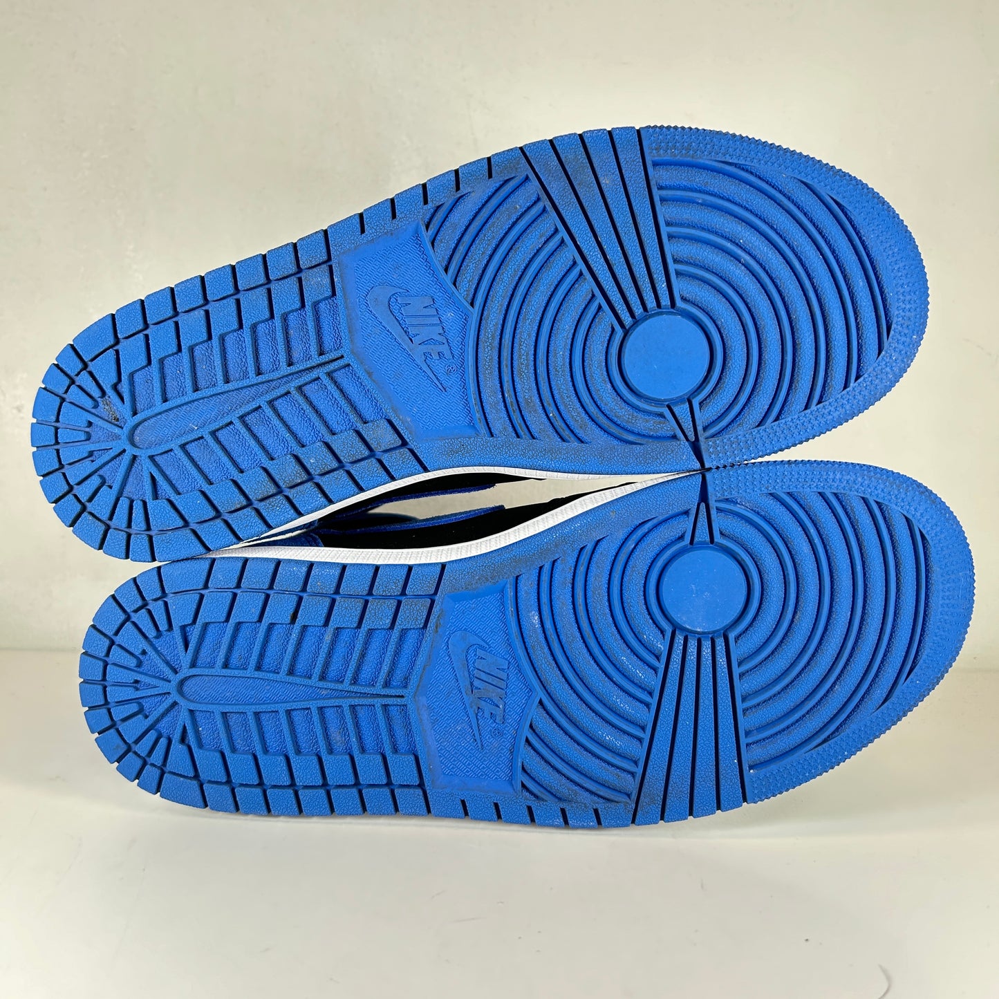 DZ5485 042 Jordan 1 Retro High OG Royal Reimagined [USED] - 9 M (Used)