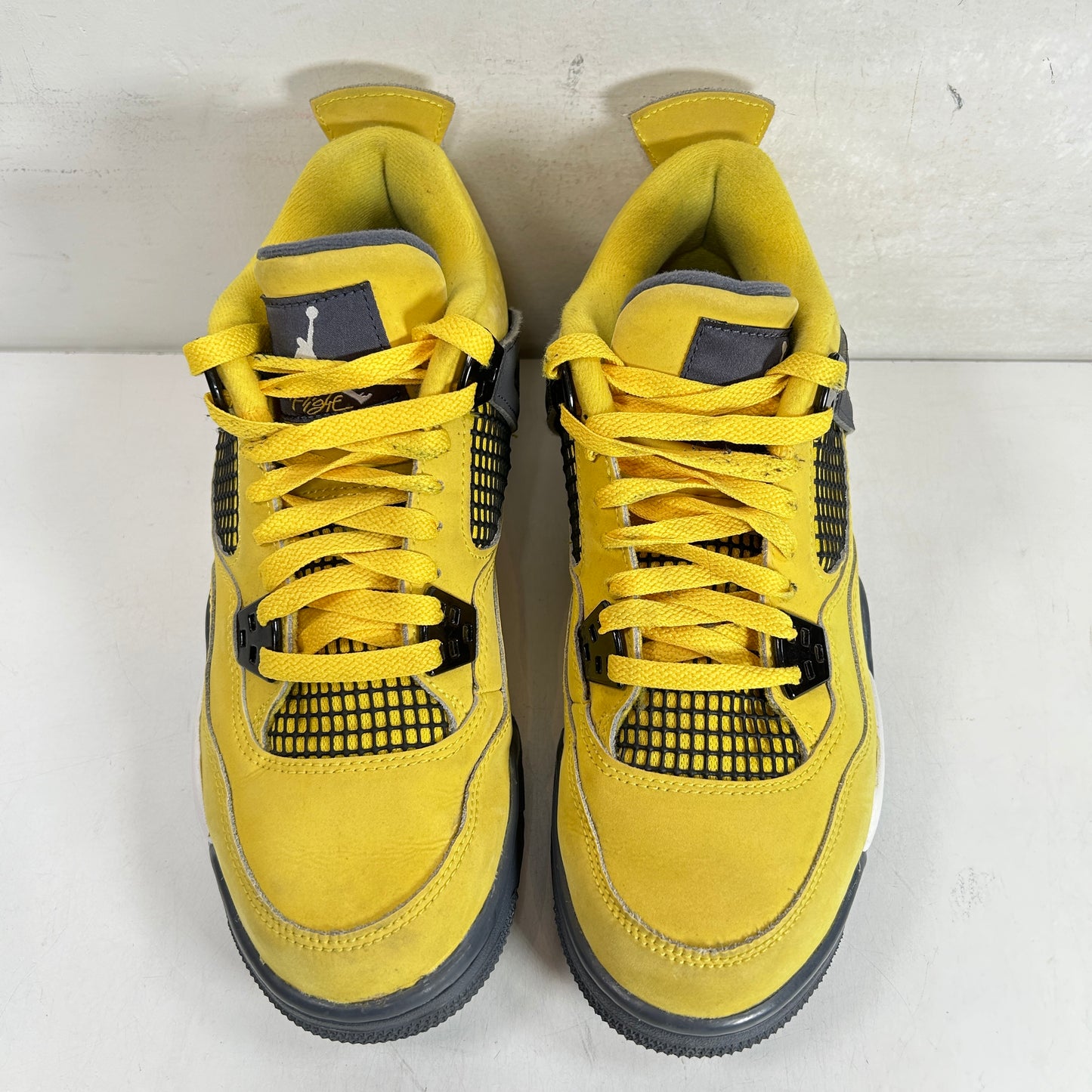 408452 700 Jordan 4 Retro Lightning (GS) [USED] - 7 Y (Used) (No Box)