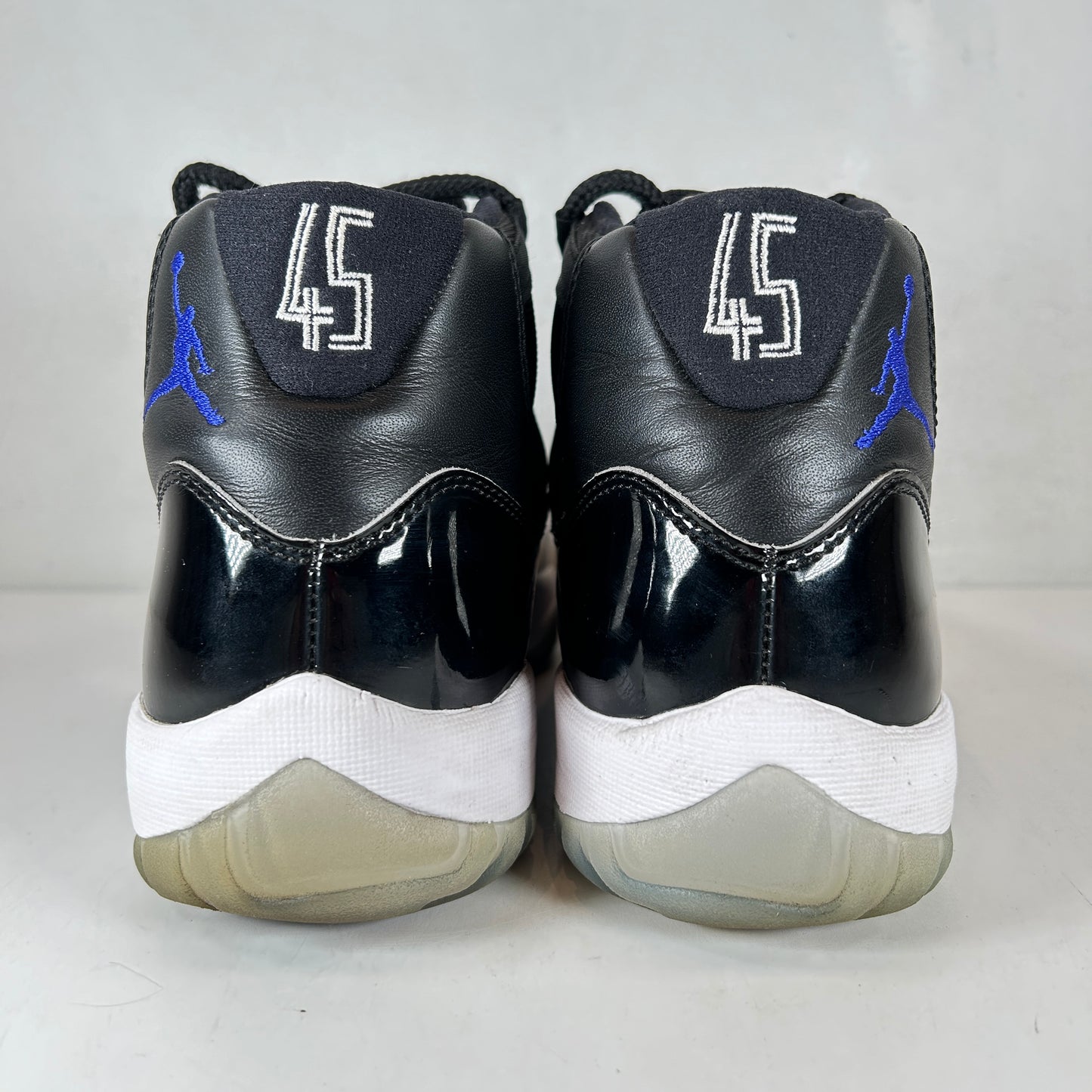 378037 003 Jordan 11 Retro Space Jam (2016) [USED] - 9 M (Used2)